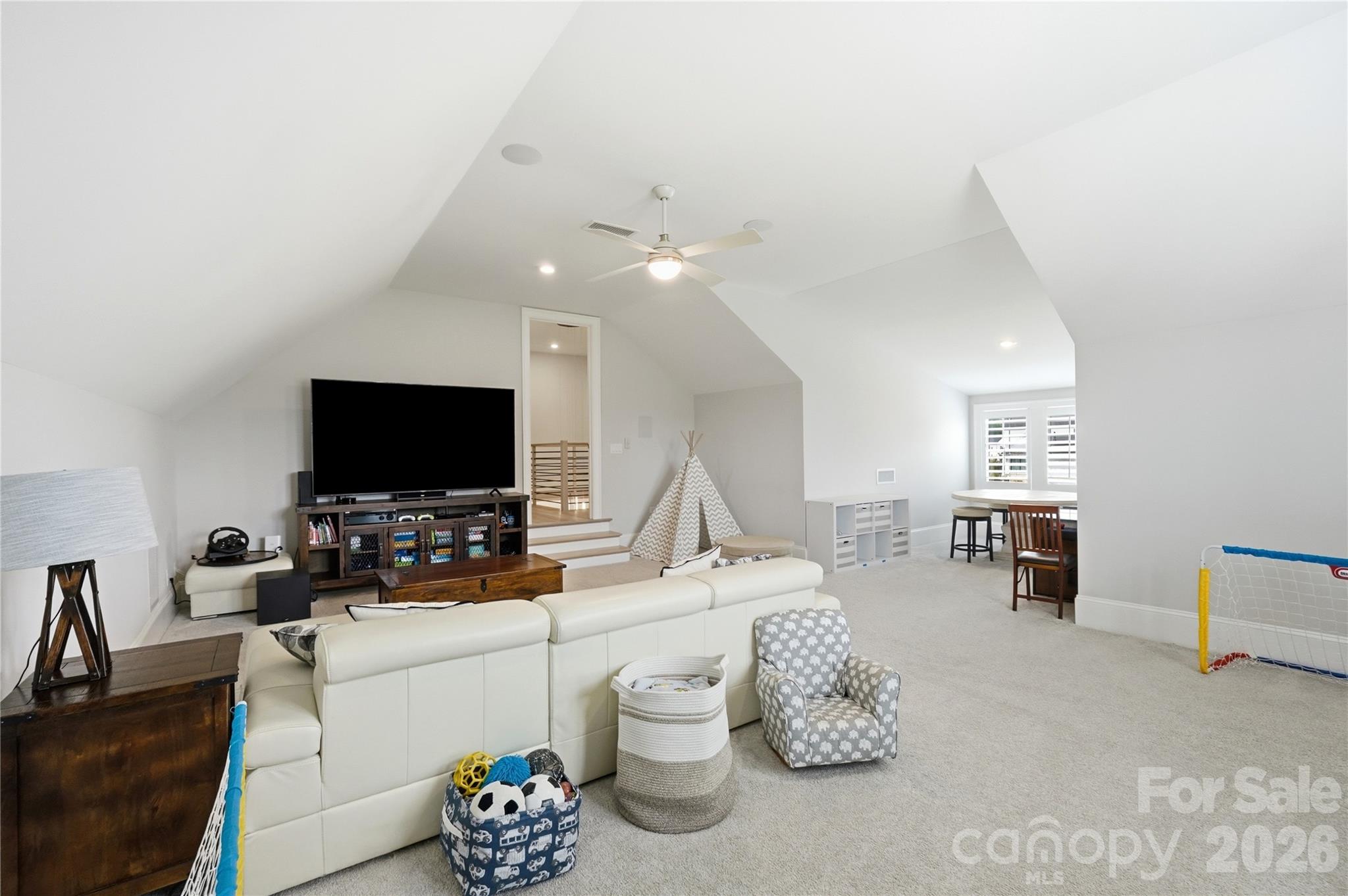 1318 Pomar Circle