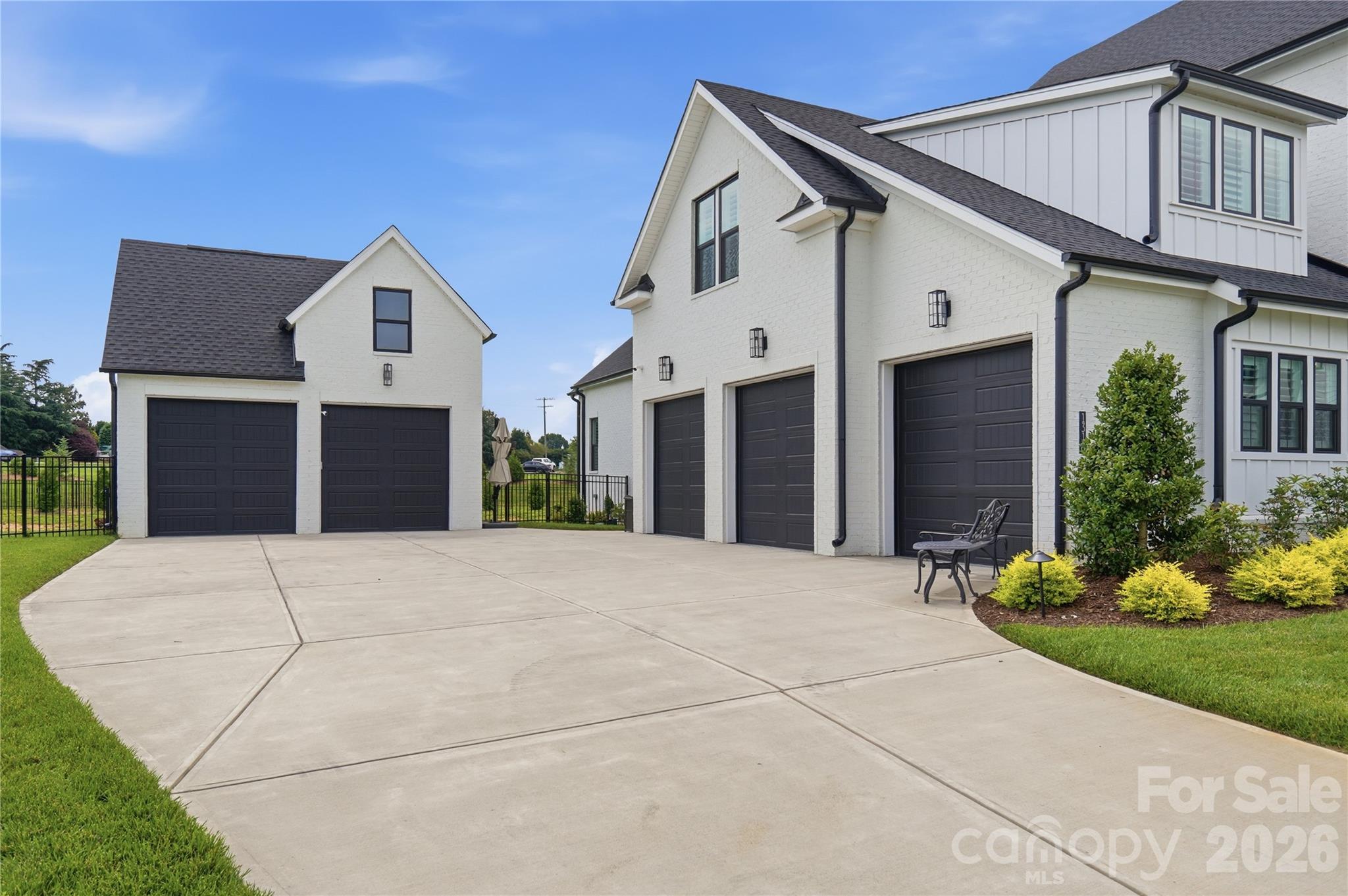 1318 Pomar Circle