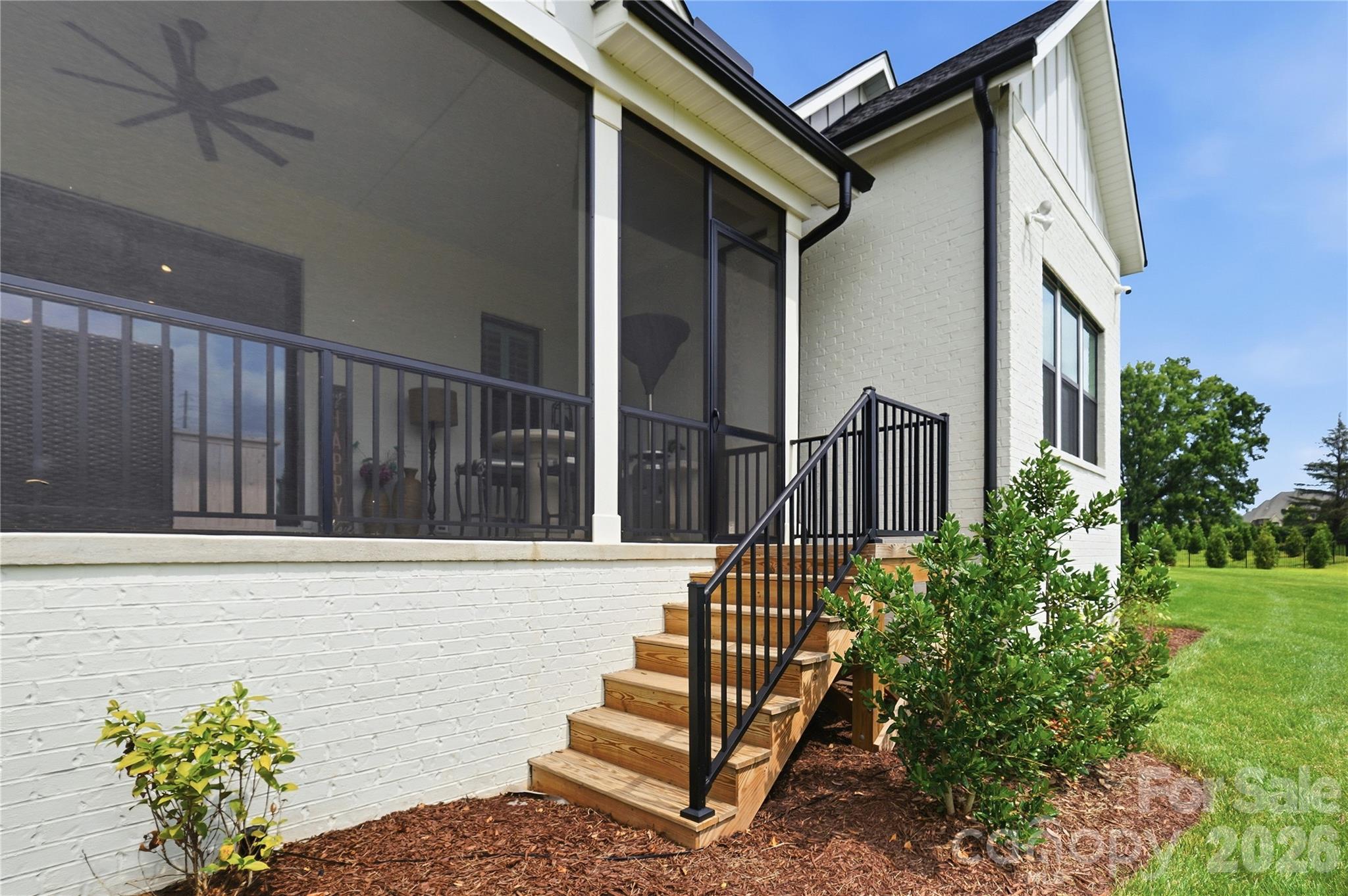1318 Pomar Circle