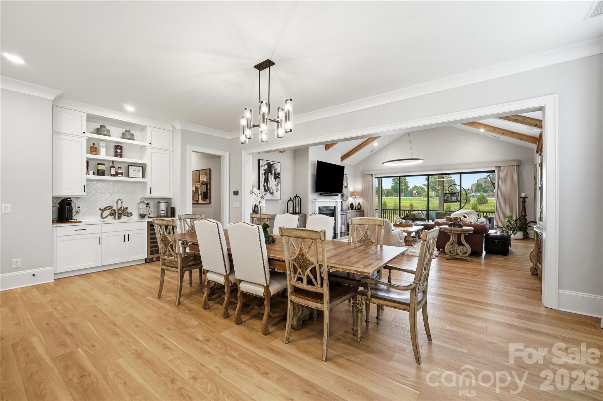 1318 Pomar Circle