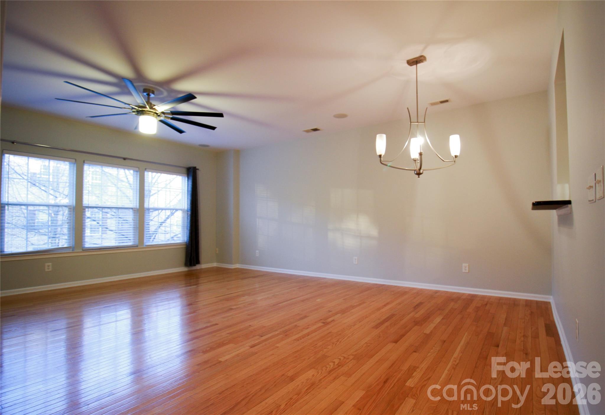 264 W Bland Street