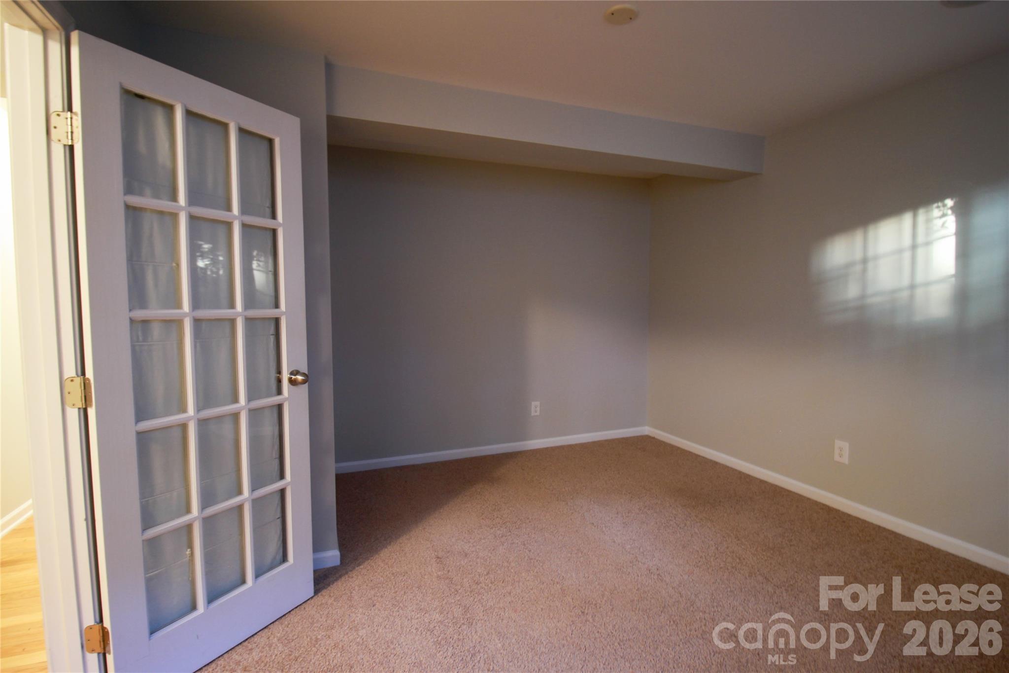 264 W Bland Street