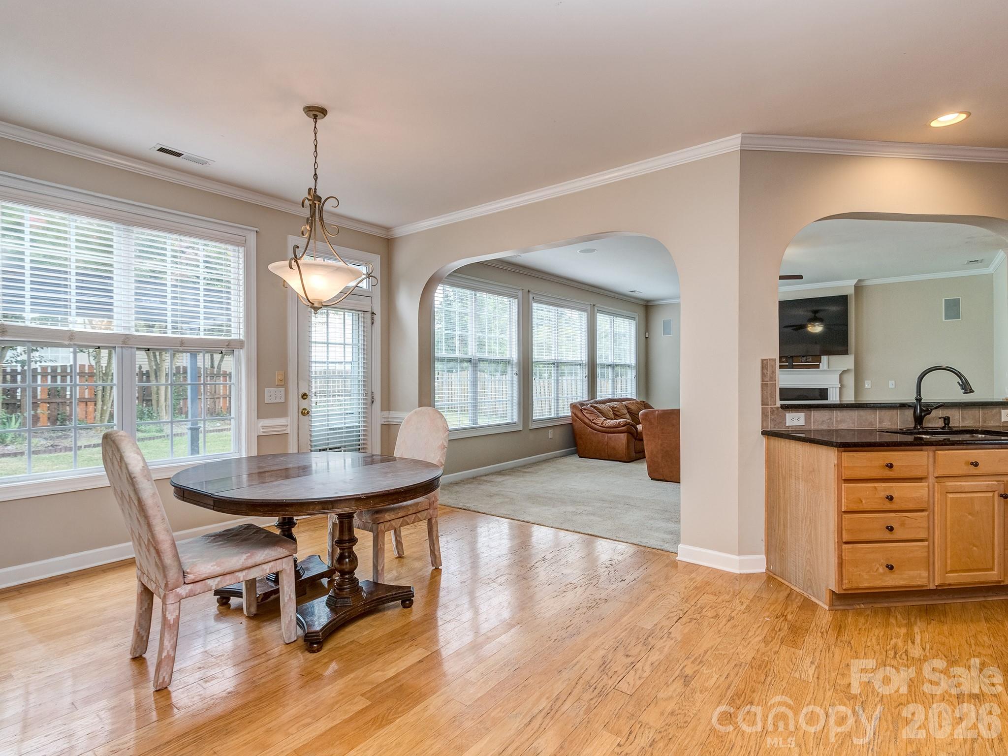 4027 Riseley Lane