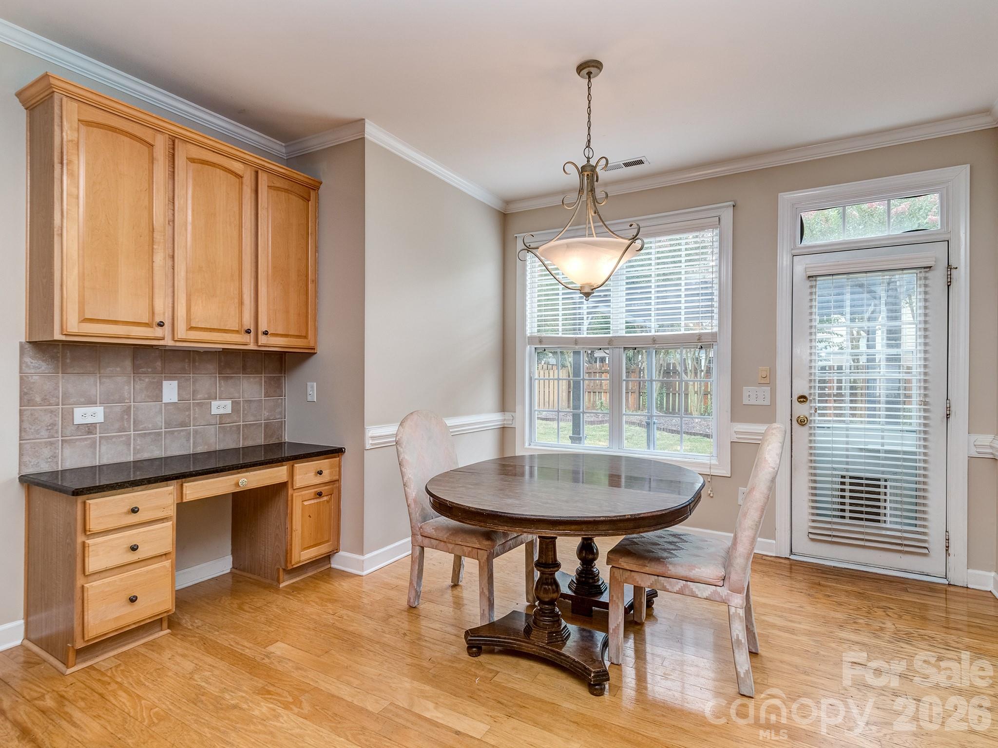 4027 Riseley Lane