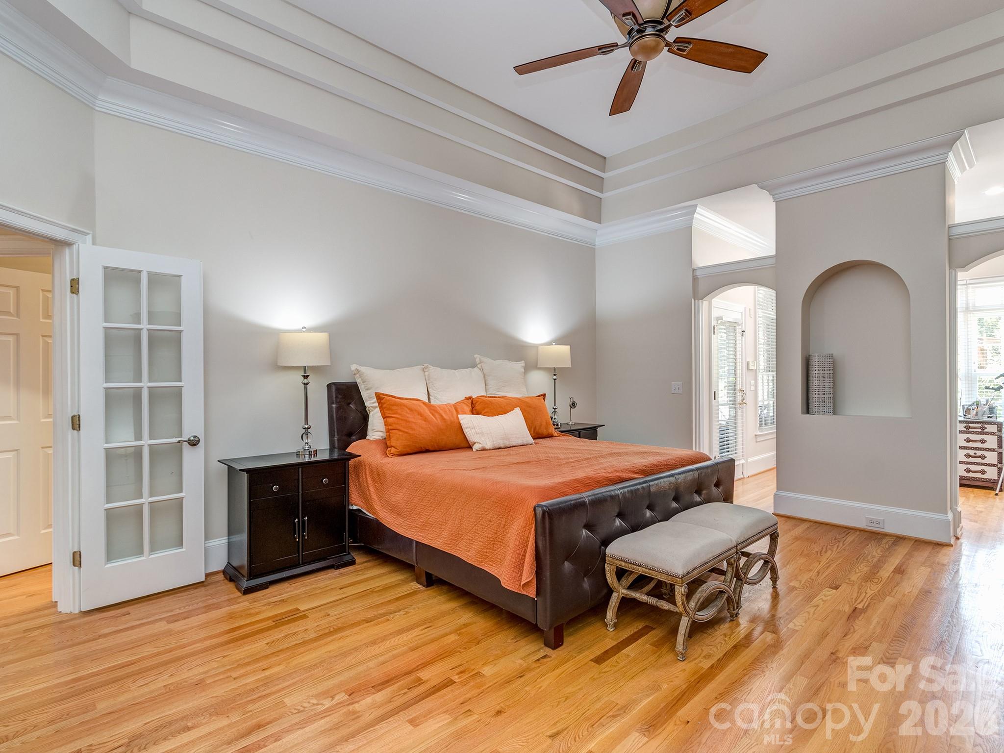 1733 White Pond Lane