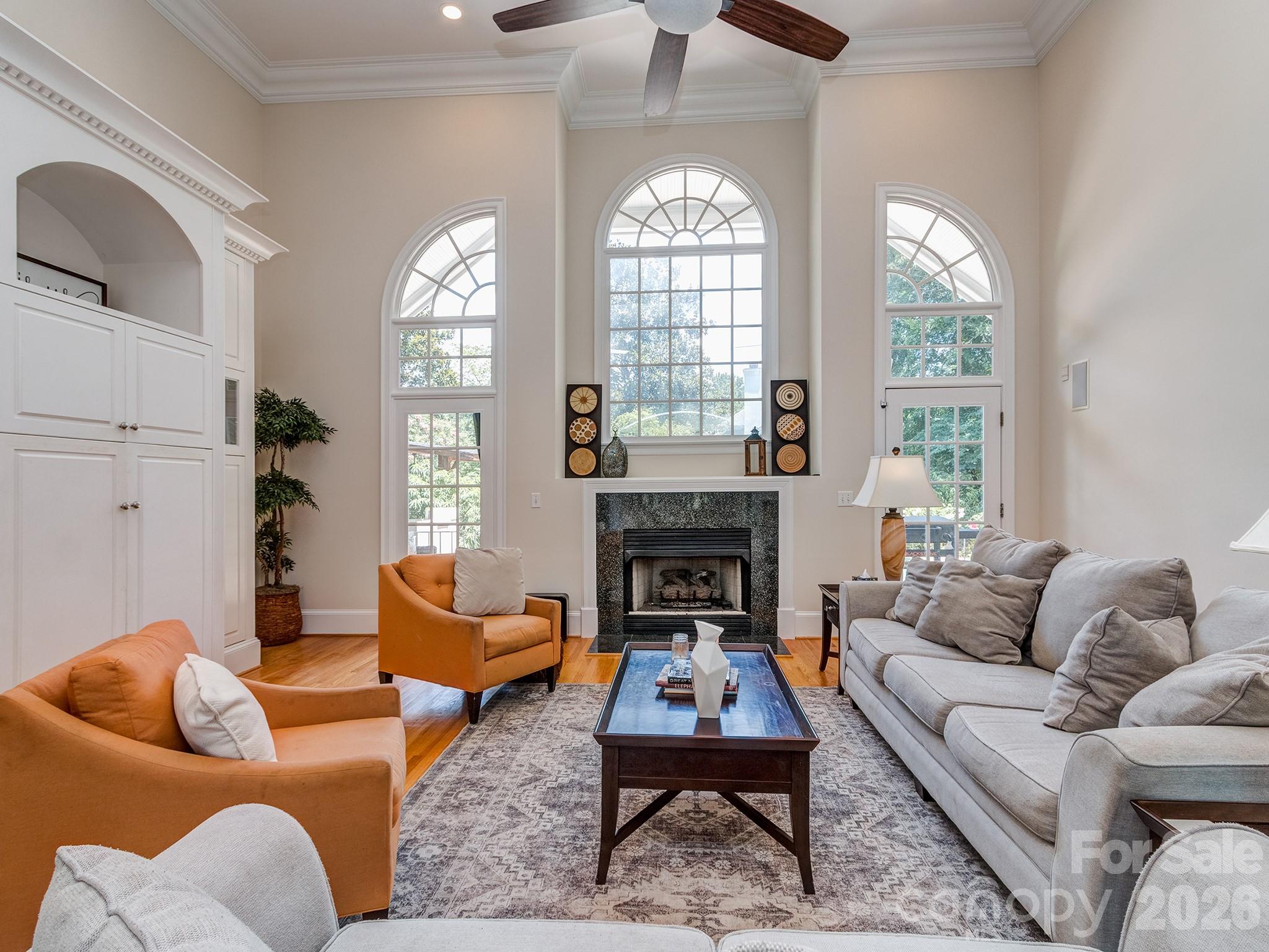 1733 White Pond Lane