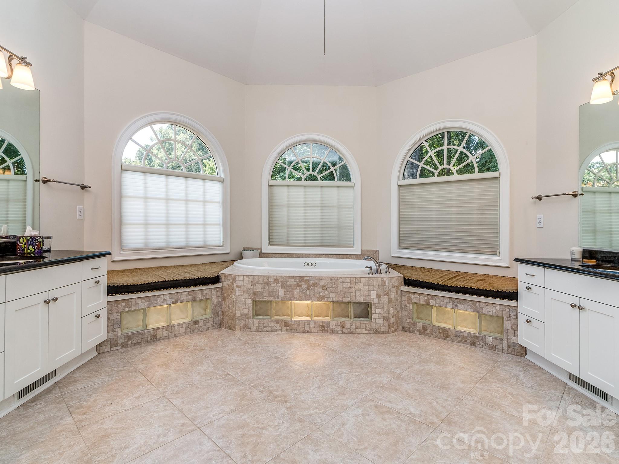 1733 White Pond Lane
