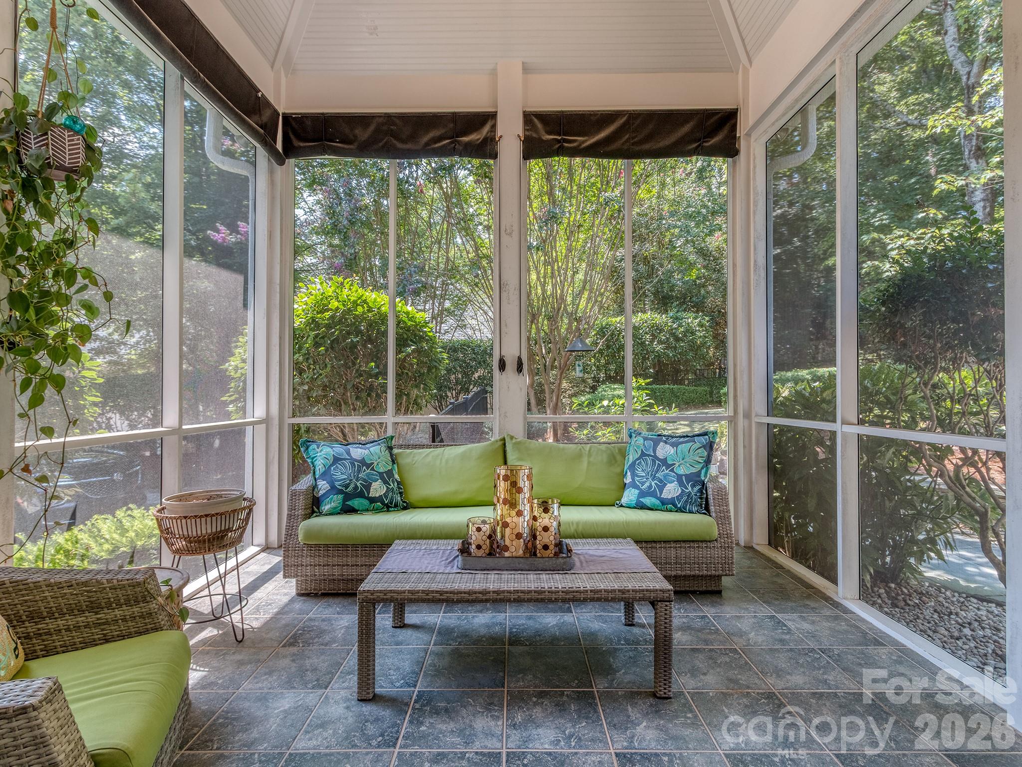 5904 Cabell View Court