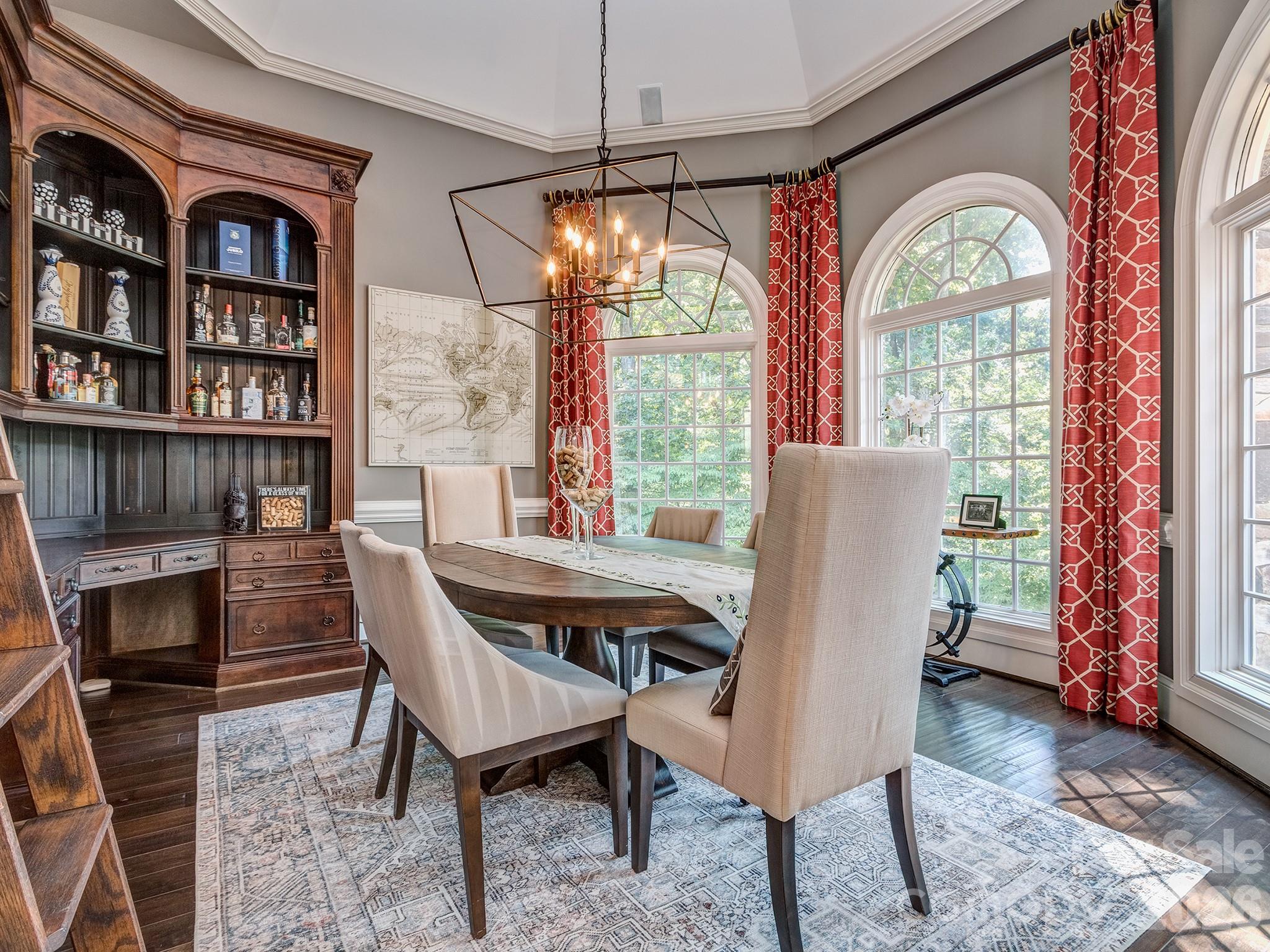5904 Cabell View Court