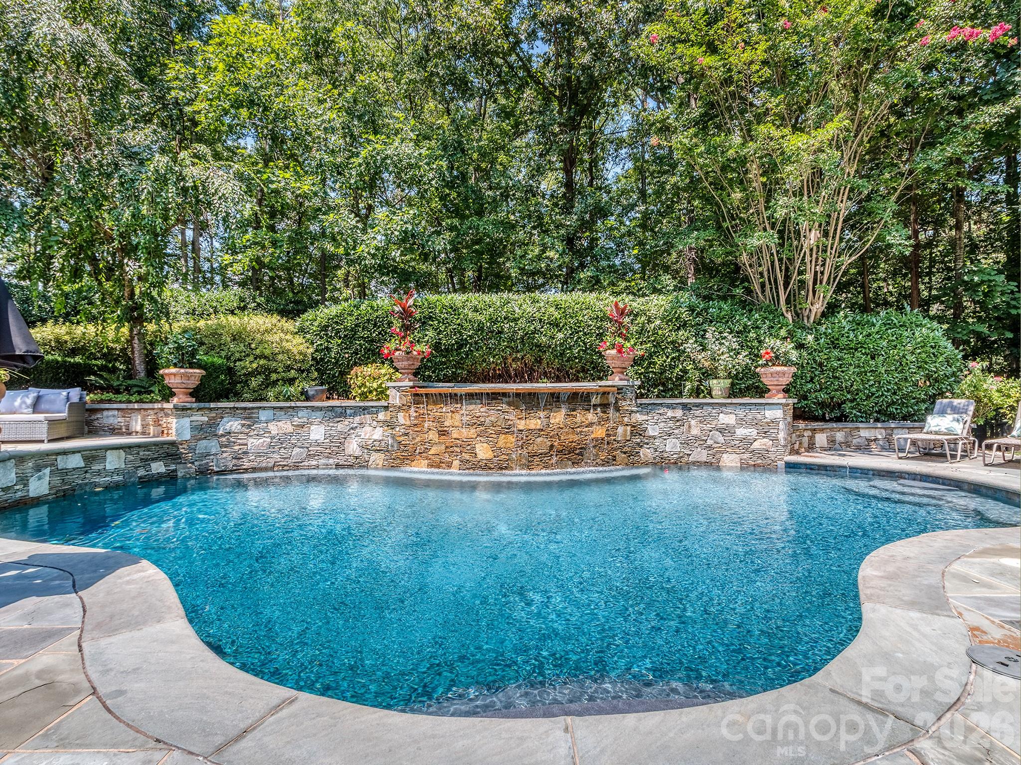 5904 Cabell View Court