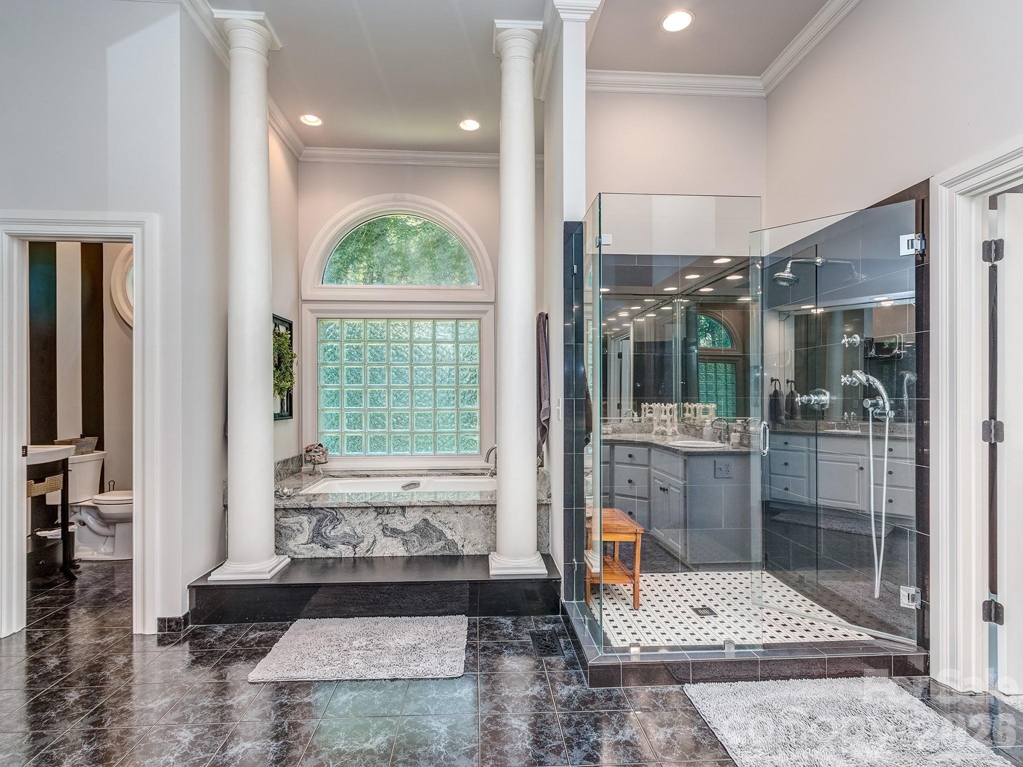 5904 Cabell View Court