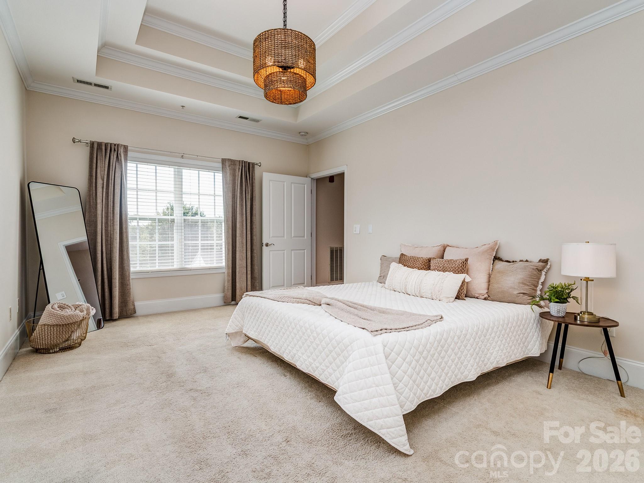 6605 Central Pacific Avenue Unit: 403