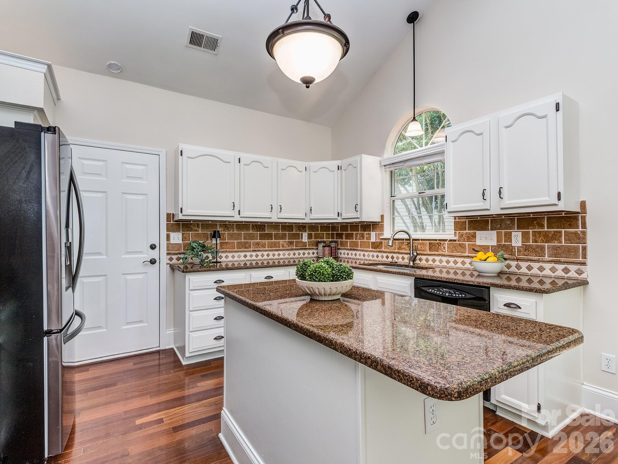 7024 Passeres Court
