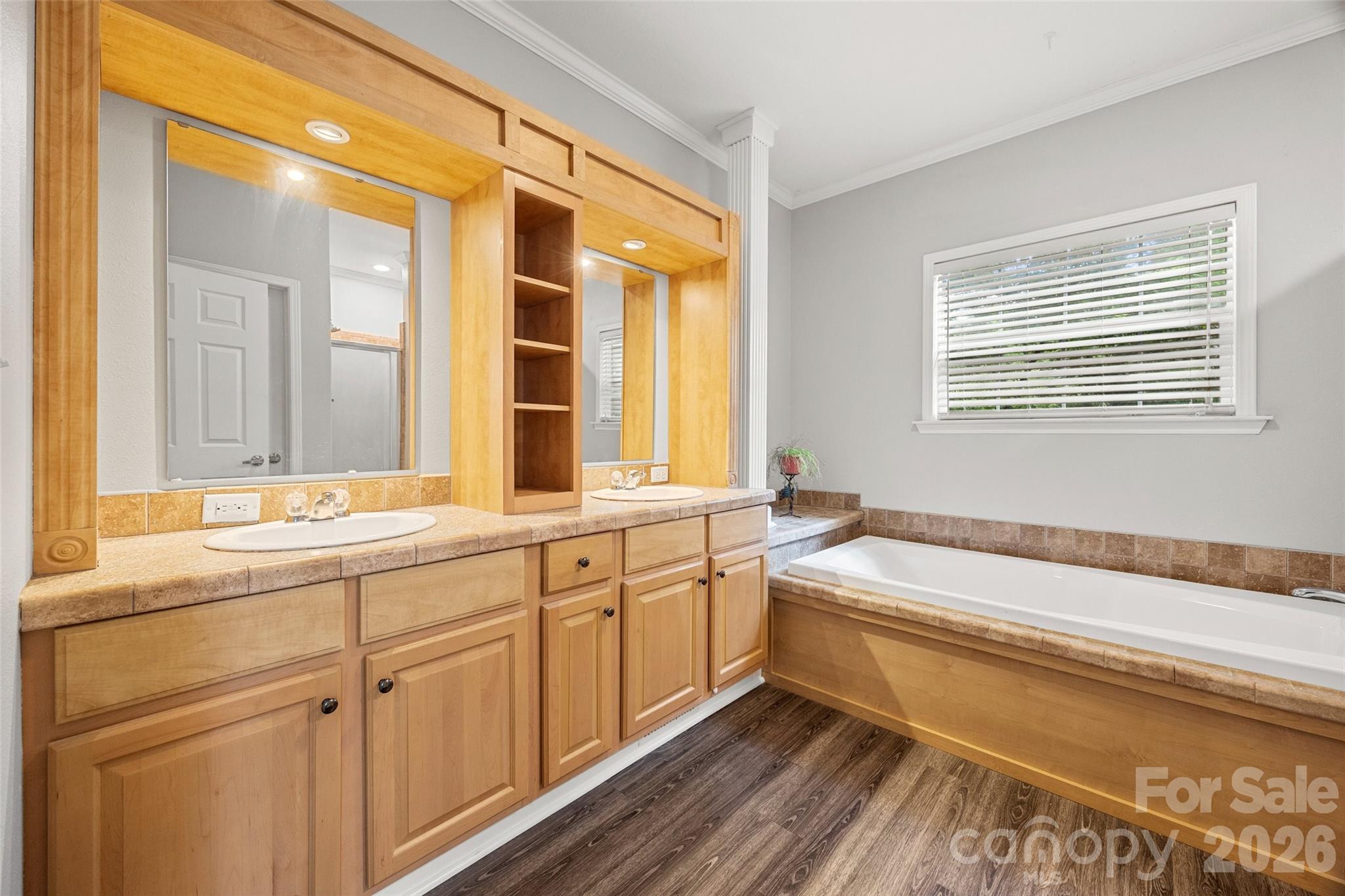 1177 Galway Lane