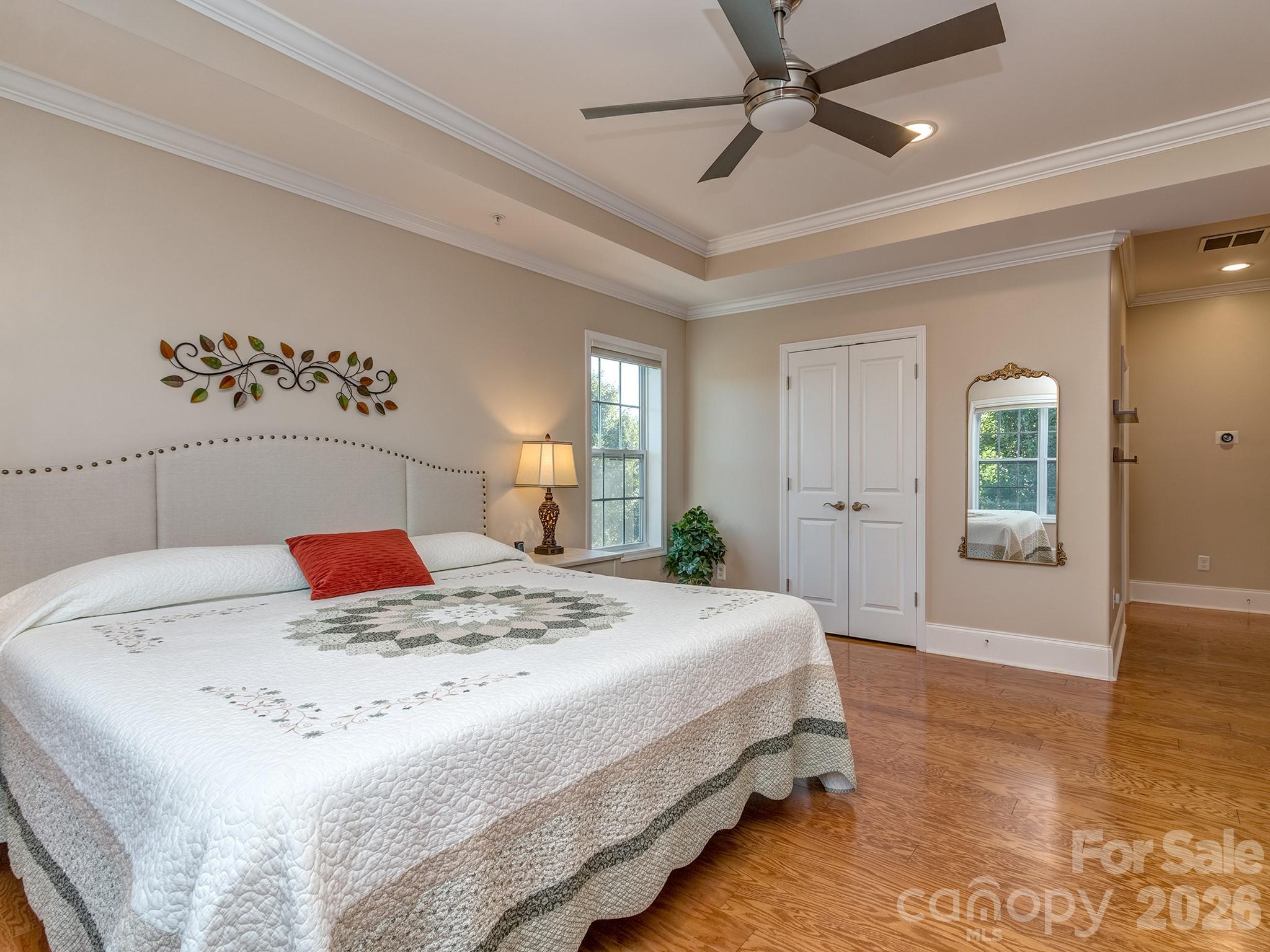 6605 Central Pacific Avenue Unit: 302
