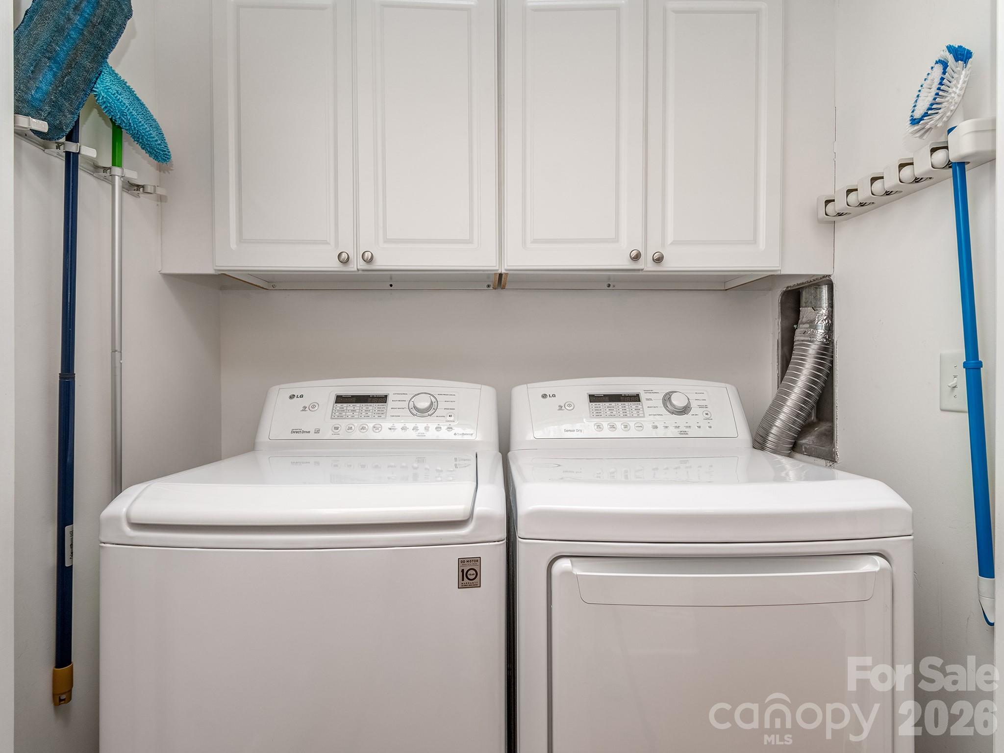 6605 Central Pacific Avenue Unit: 302