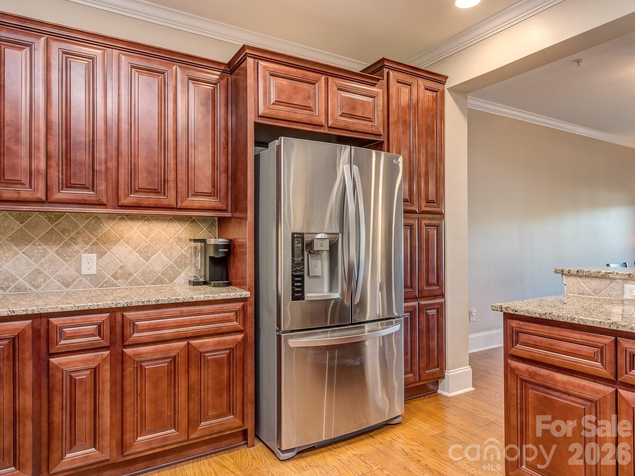 6605 Central Pacific Avenue Unit: 302