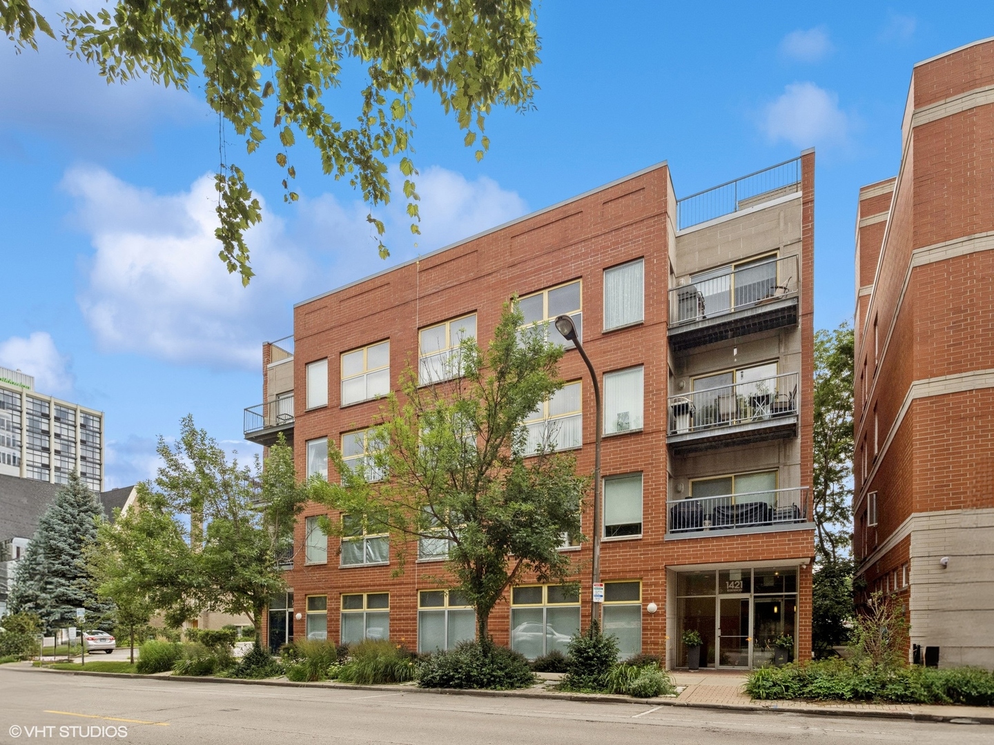 1421 Sherman Avenue Unit: 303