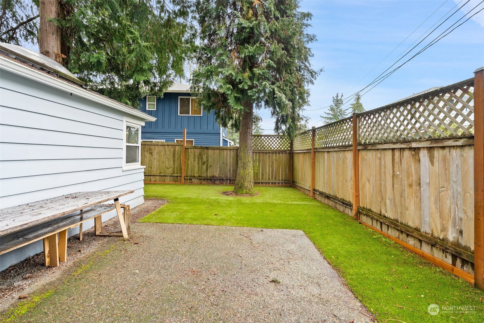 11016 15th Avenue NE