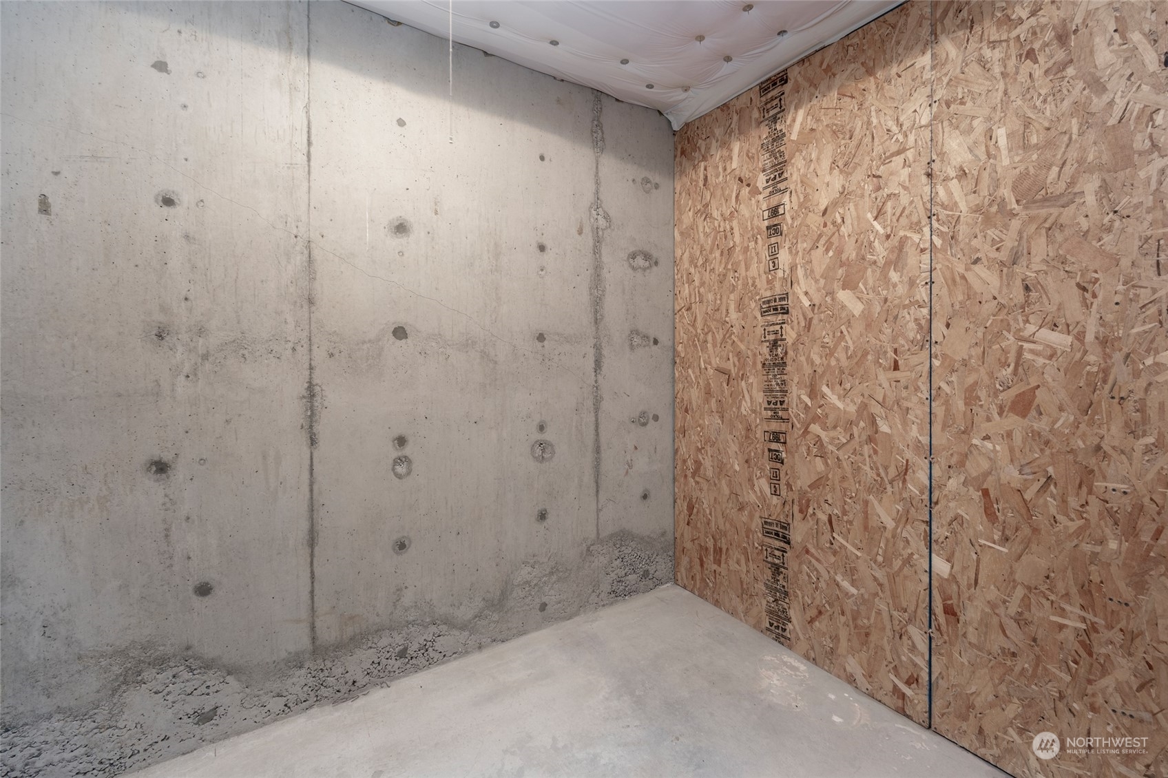 3221 SW Avalon Way Unit: 305