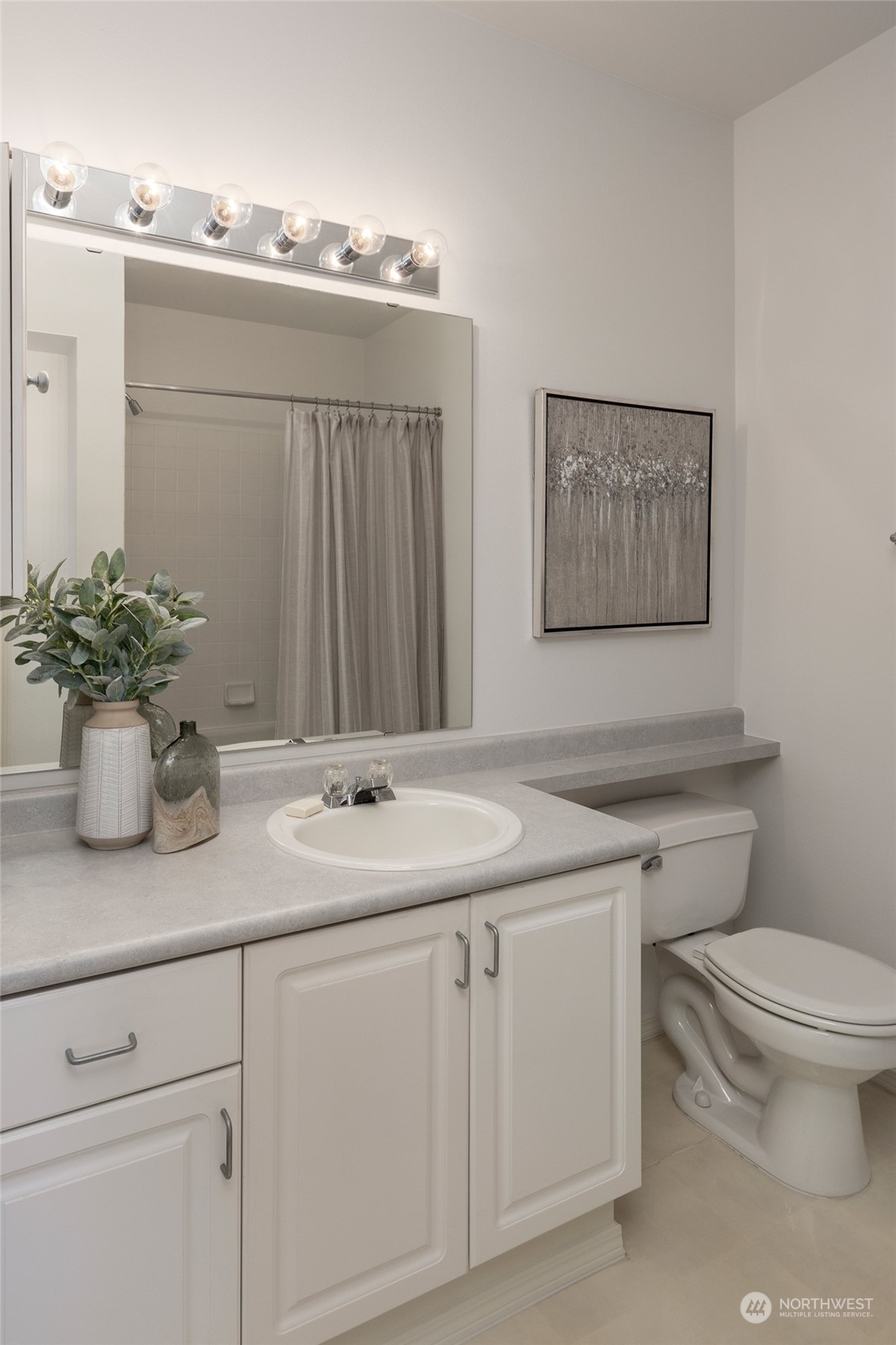 3221 SW Avalon Way Unit: 305