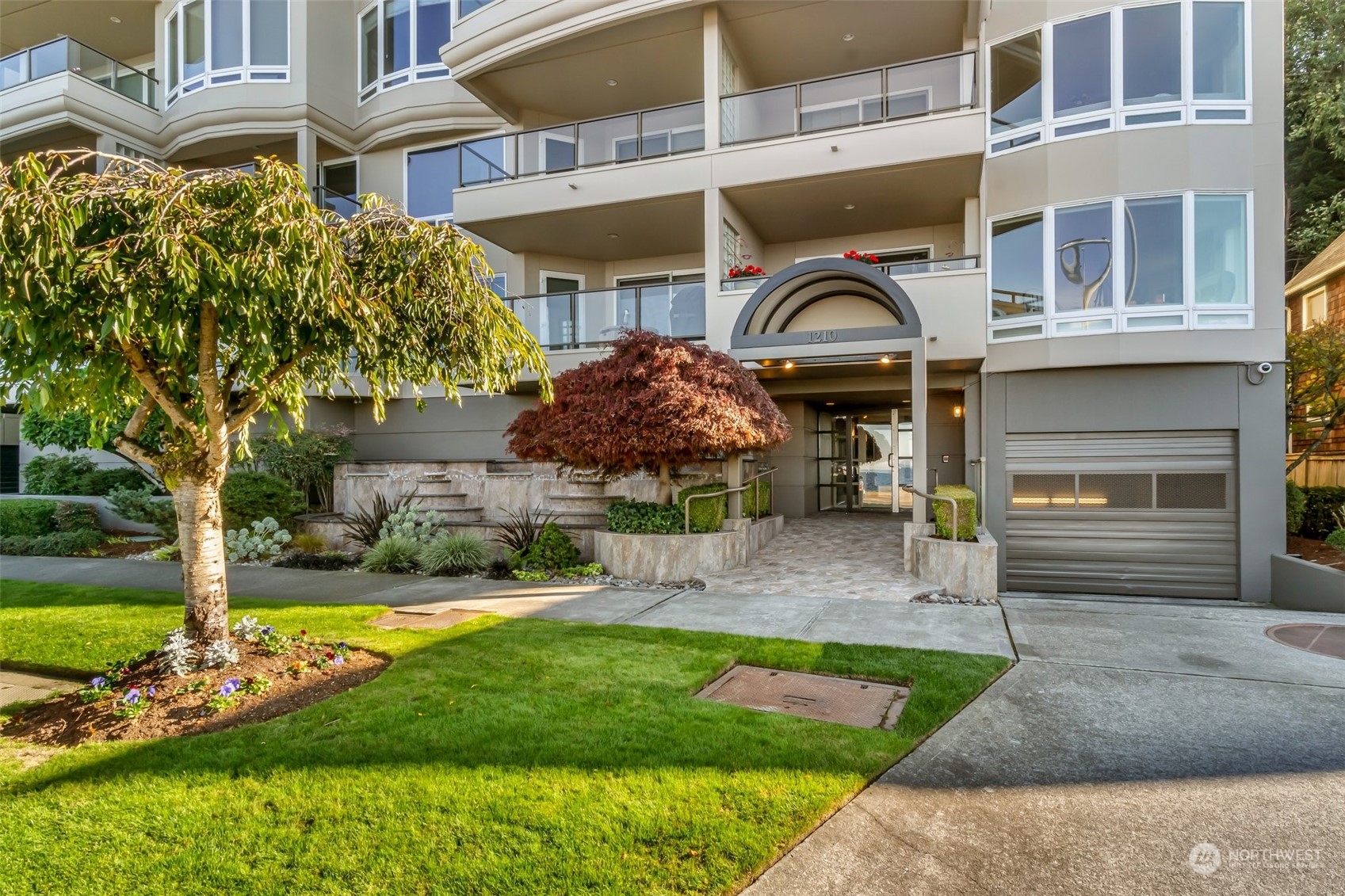 1210 Alki Avenue SW Unit: 400