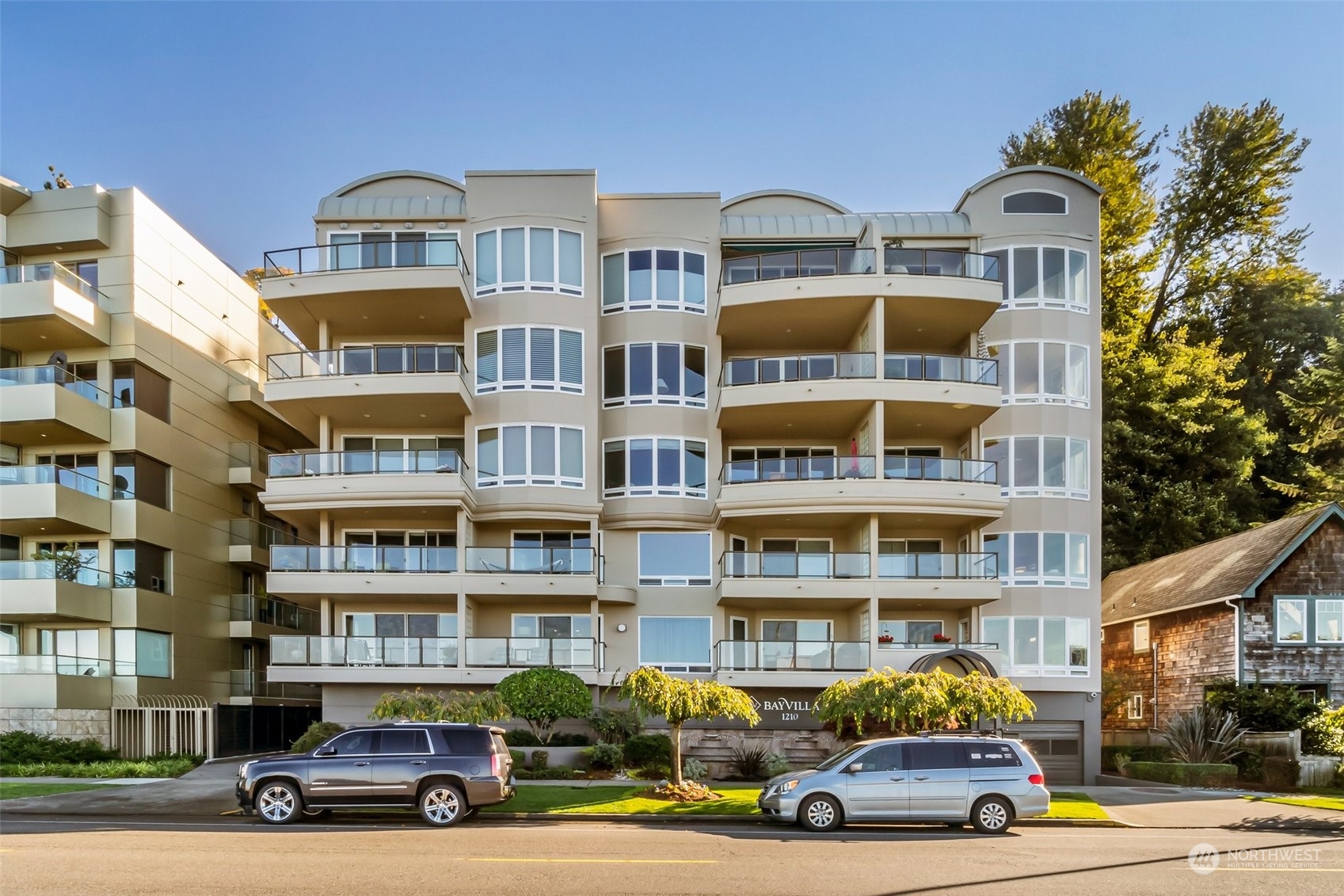 1210 Alki Avenue SW Unit: 400