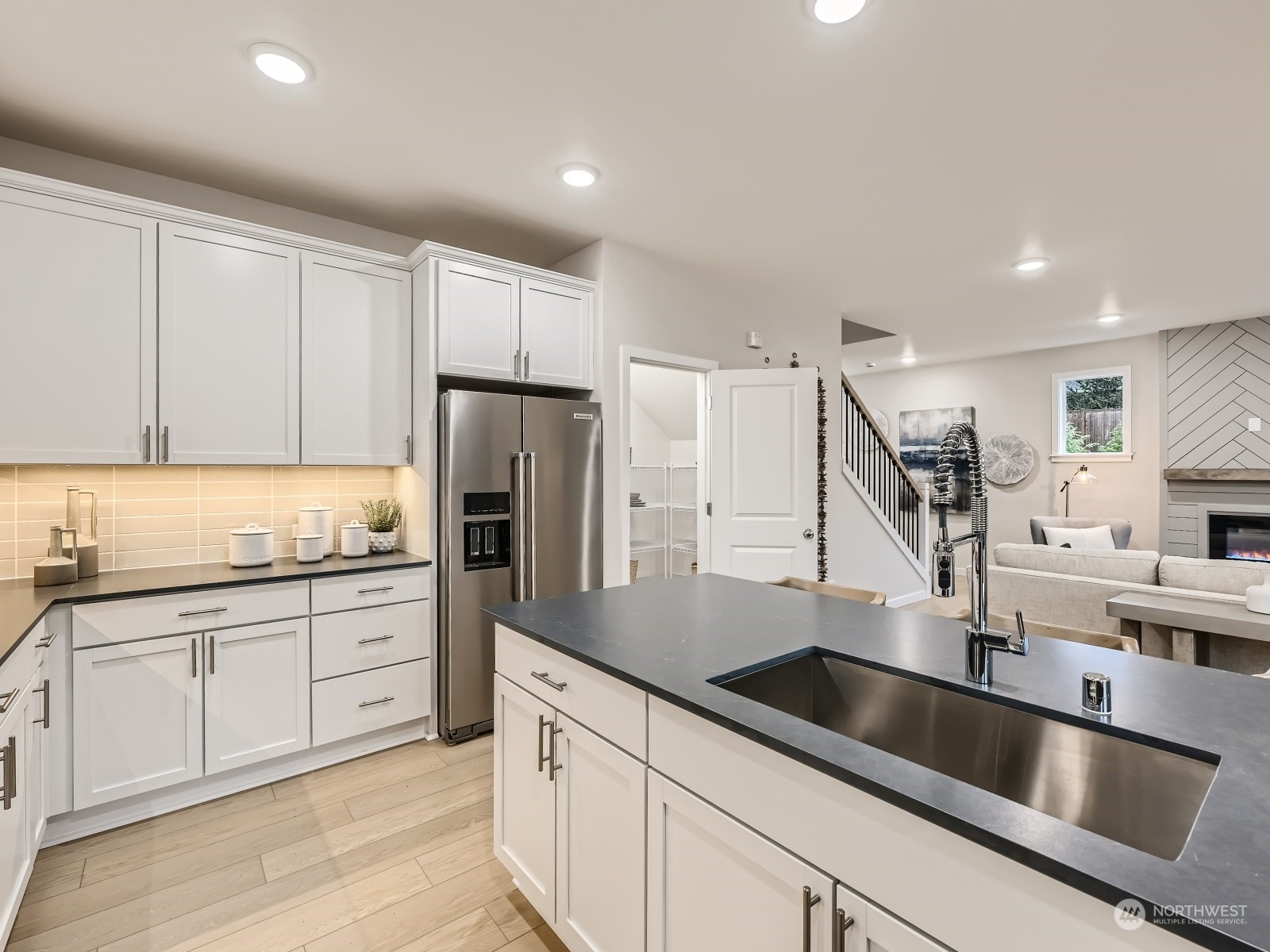 3439 SW Anchorage Lane Unit: 10