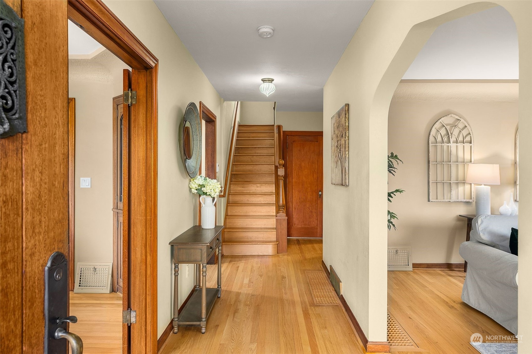 4521 SW Seattle Street