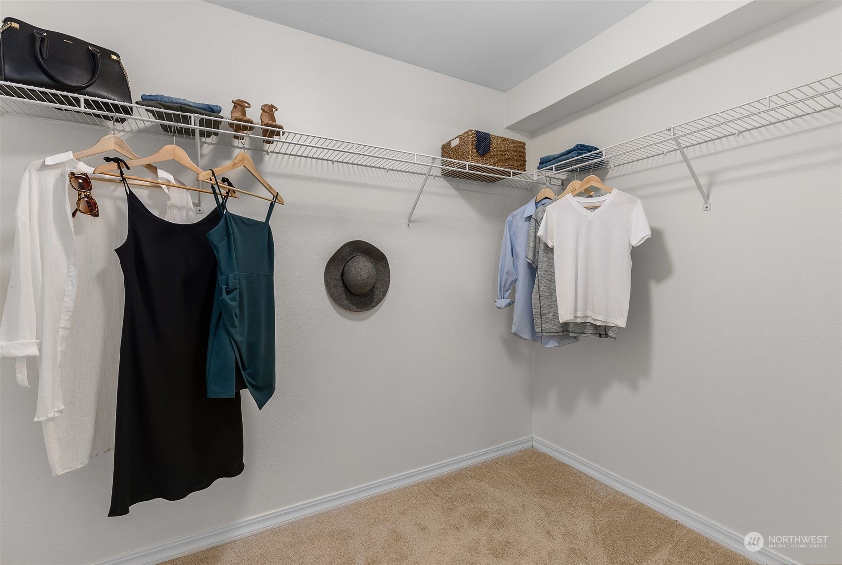 4527 45th Avenue SW Unit: 302S