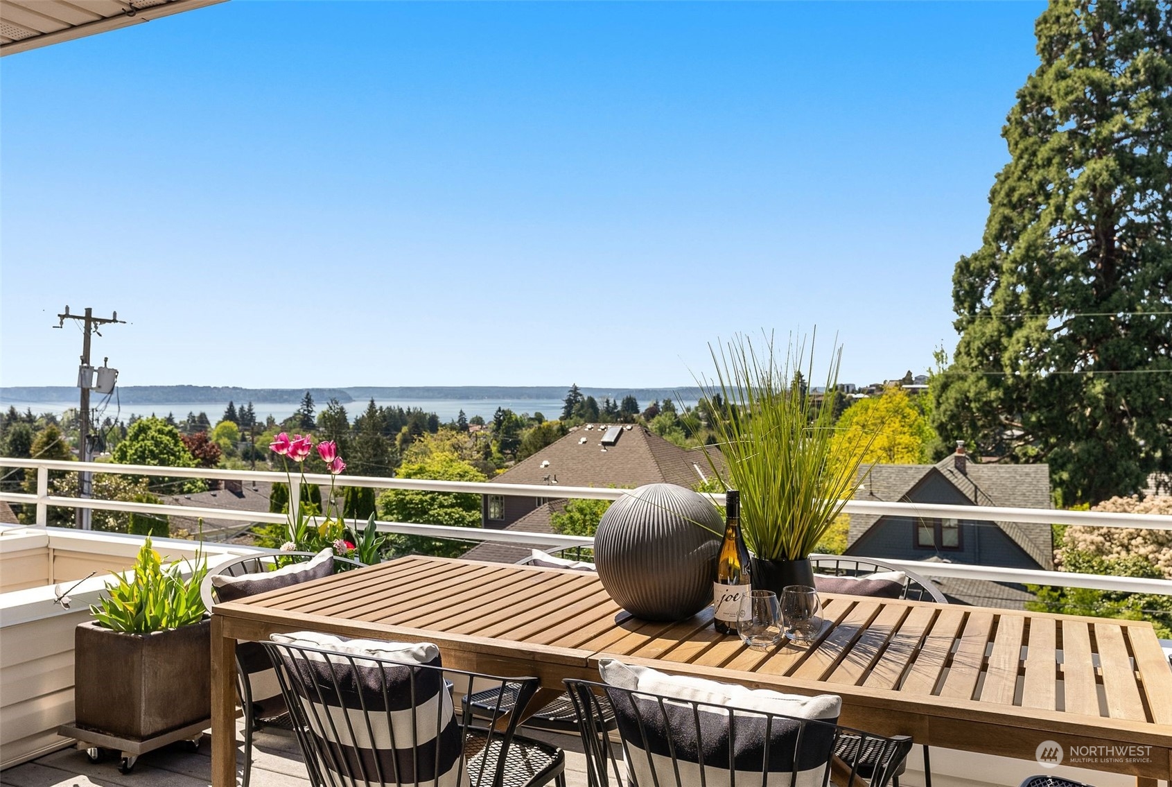 4527 45th Avenue SW Unit: 302S