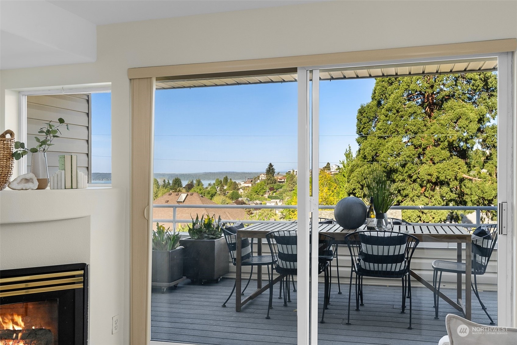 4527 45th Avenue SW Unit: 302S