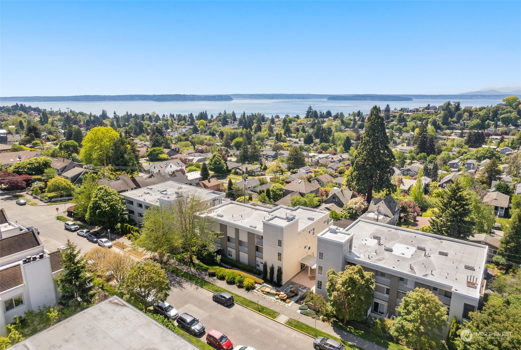 4527 45th Avenue SW Unit: 302S