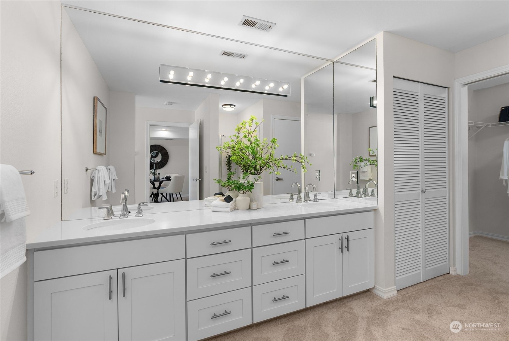 4527 45th Avenue SW Unit: 302S