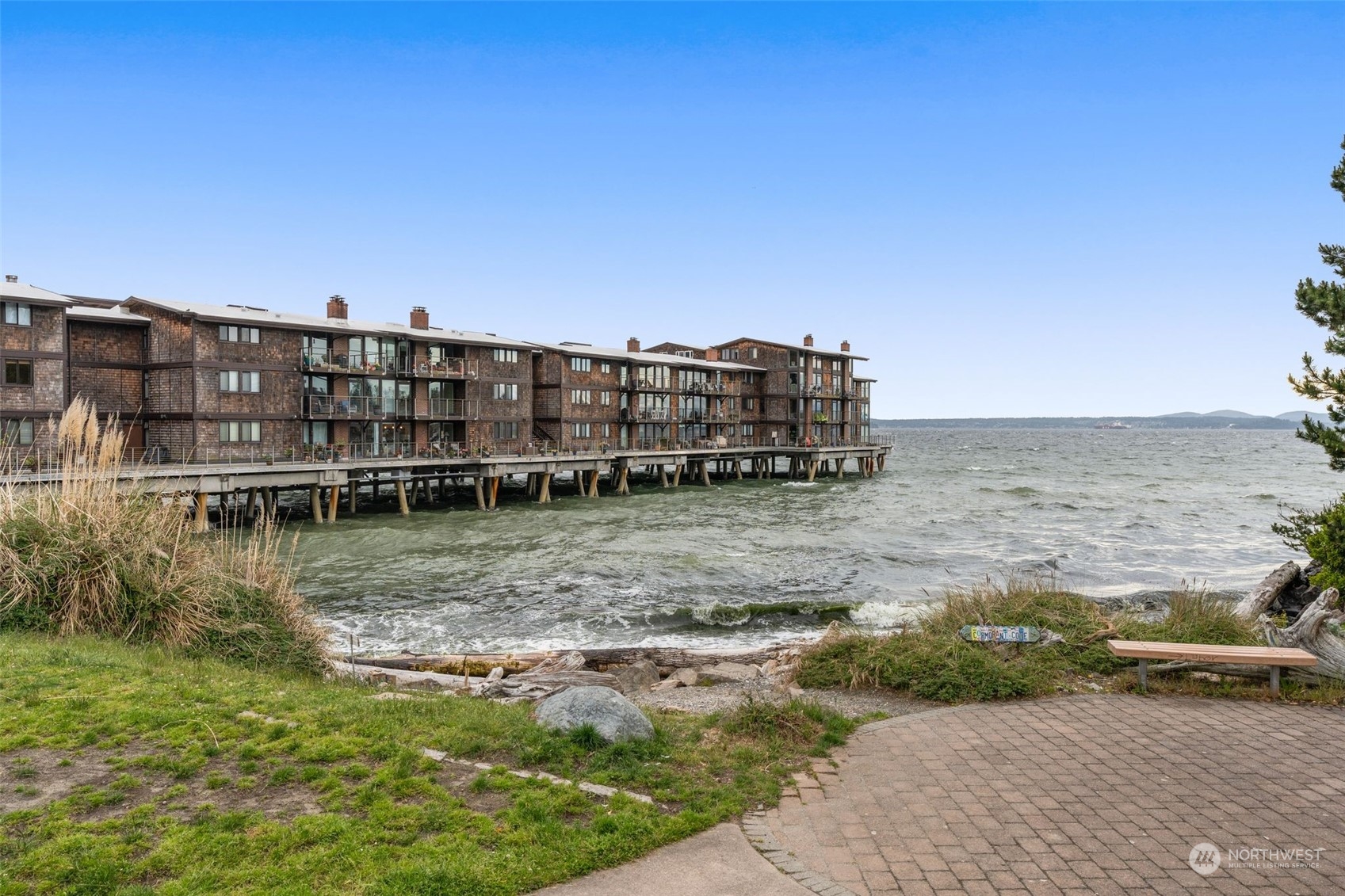 3717 Beach Drive SW Unit: 315