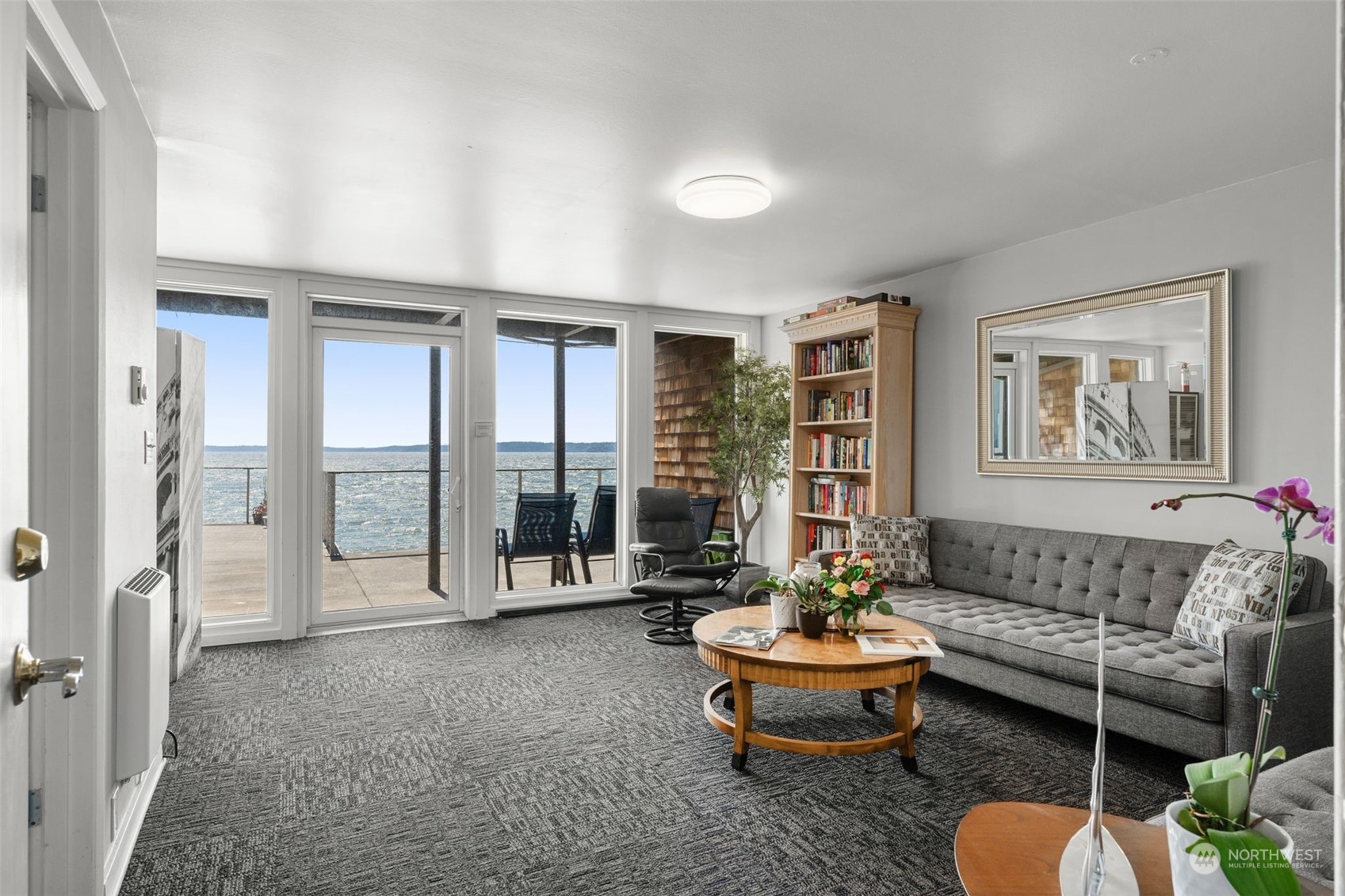 3717 Beach Drive SW Unit: 315