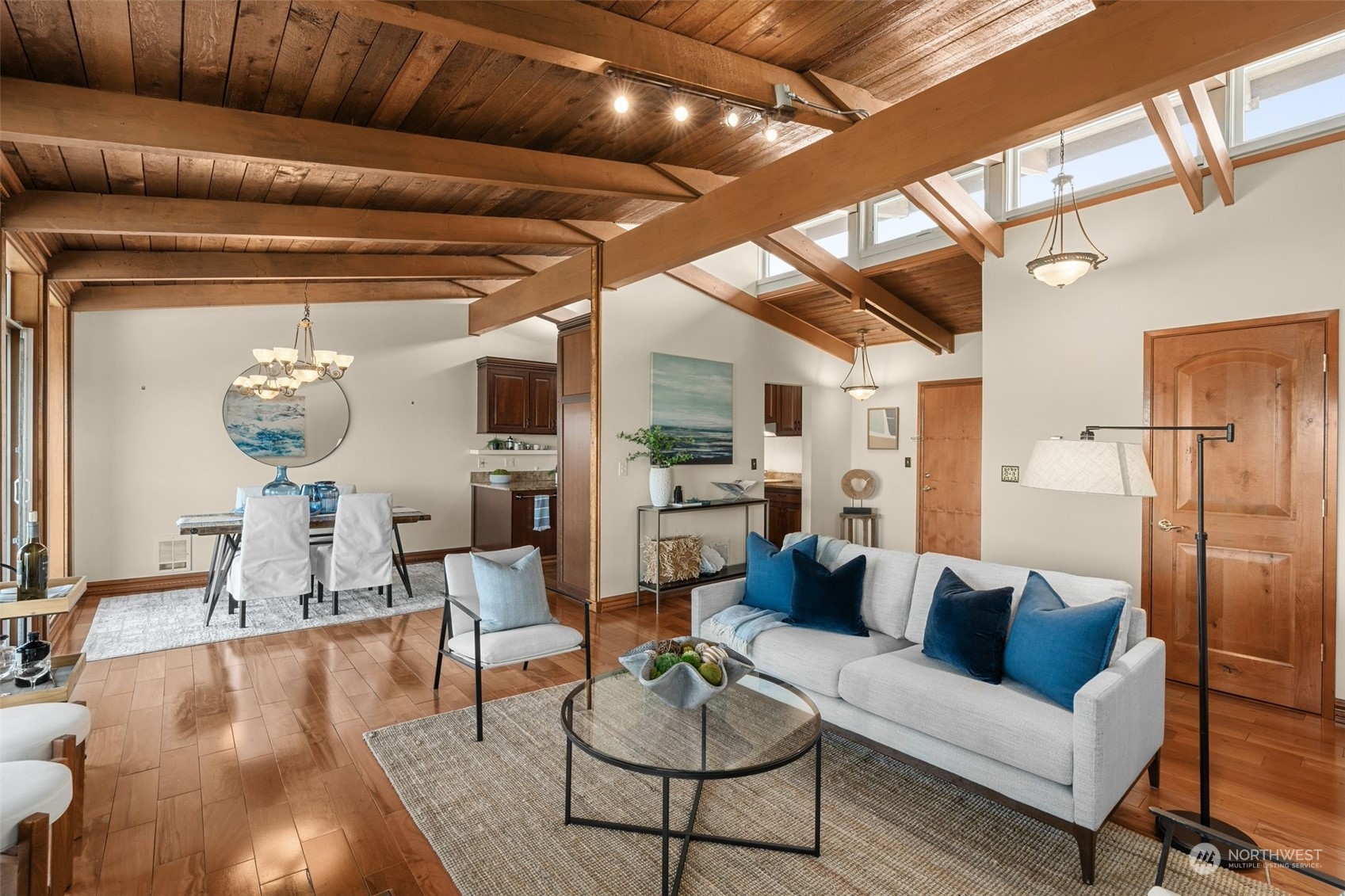 3717 Beach Drive SW Unit: 315