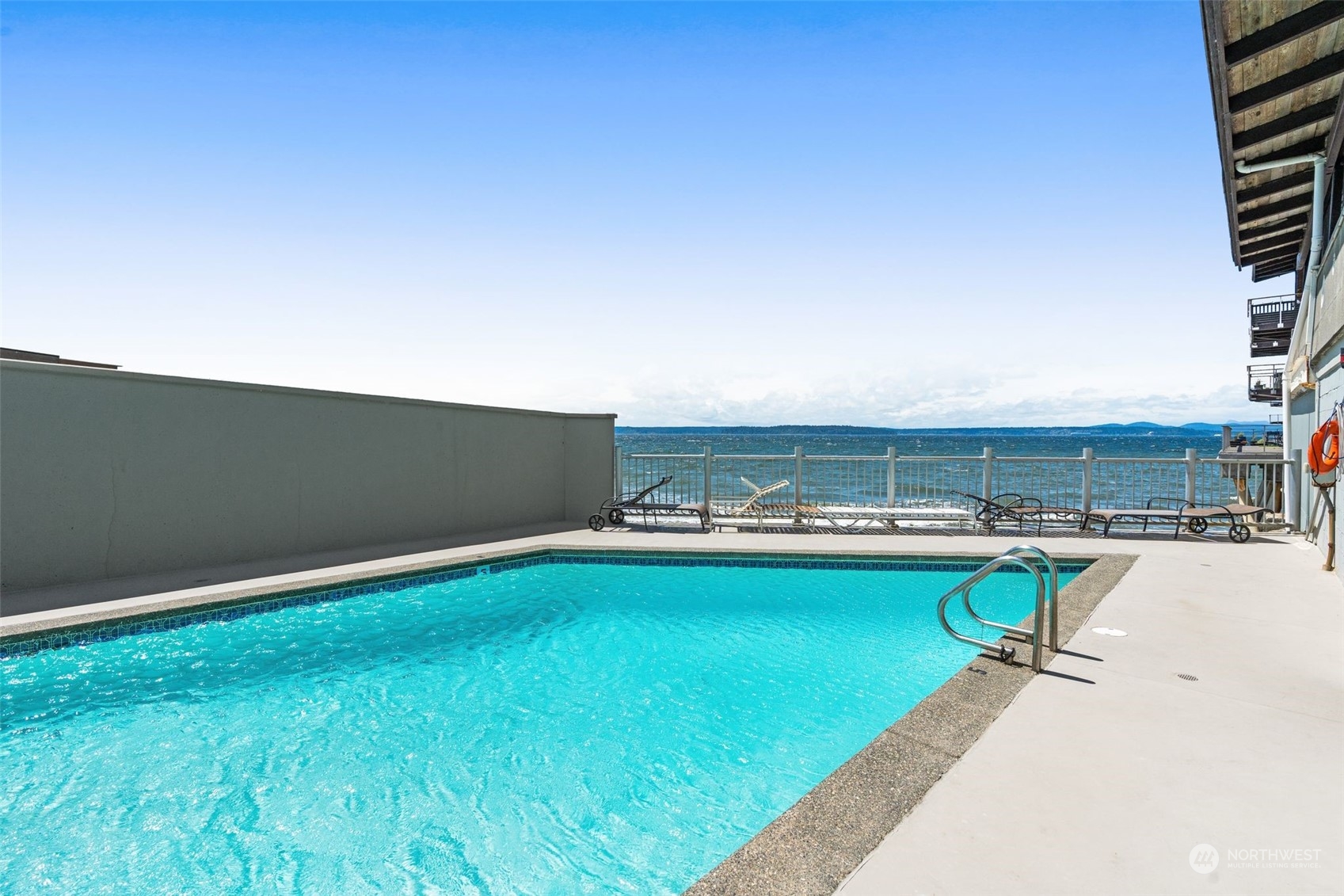 3717 Beach Drive SW Unit: 315