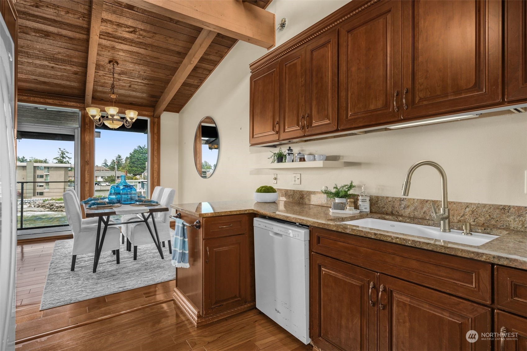 3717 Beach Drive SW Unit: 315