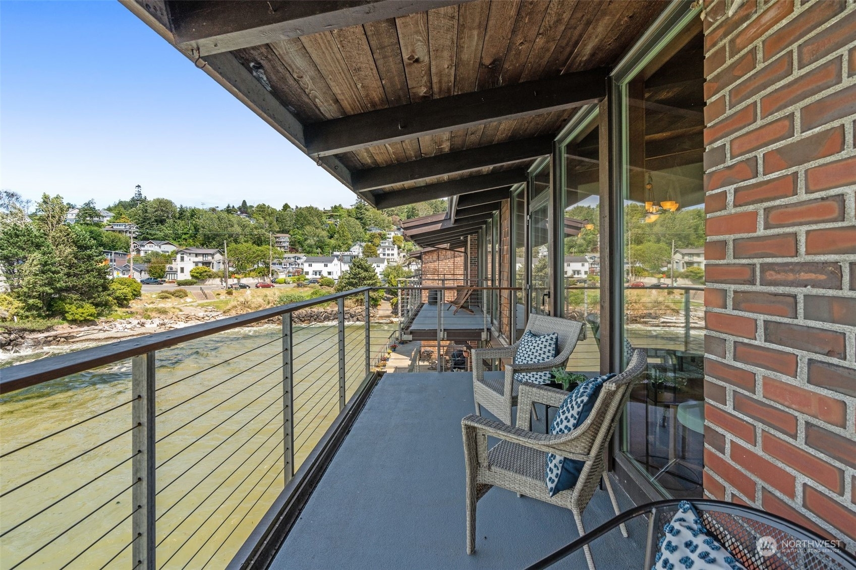 3717 Beach Drive SW Unit: 315