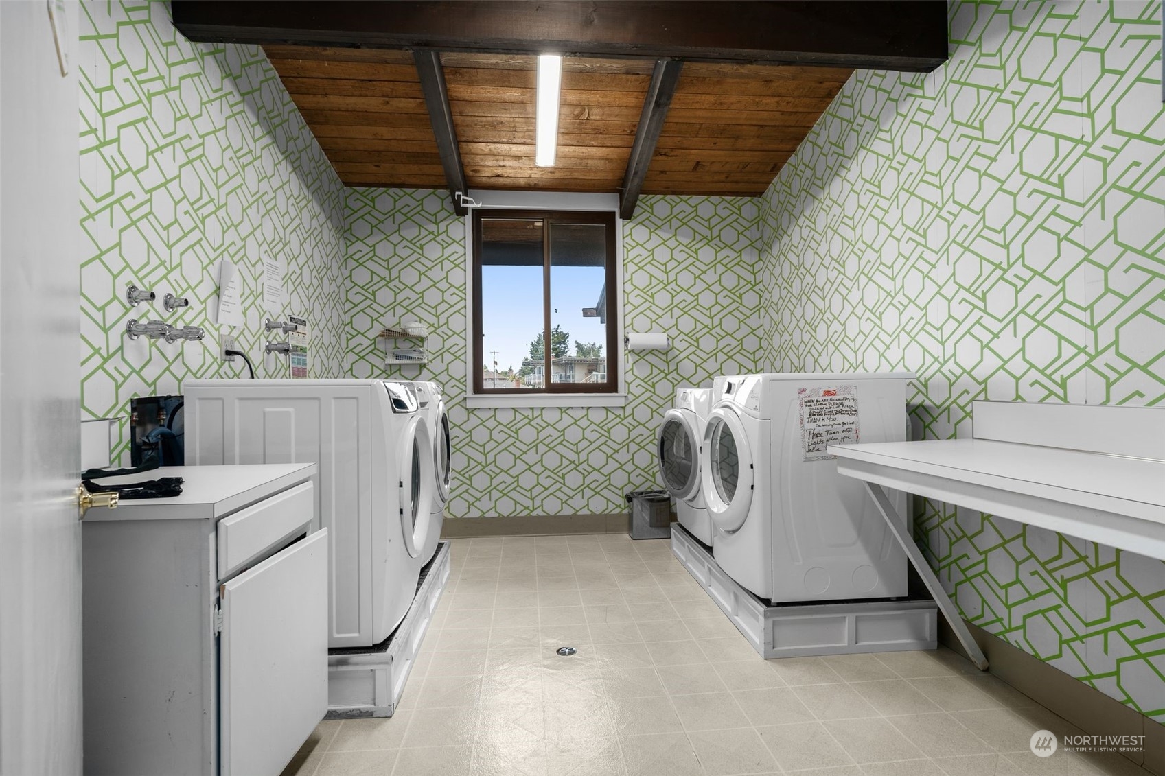 3717 Beach Drive SW Unit: 315