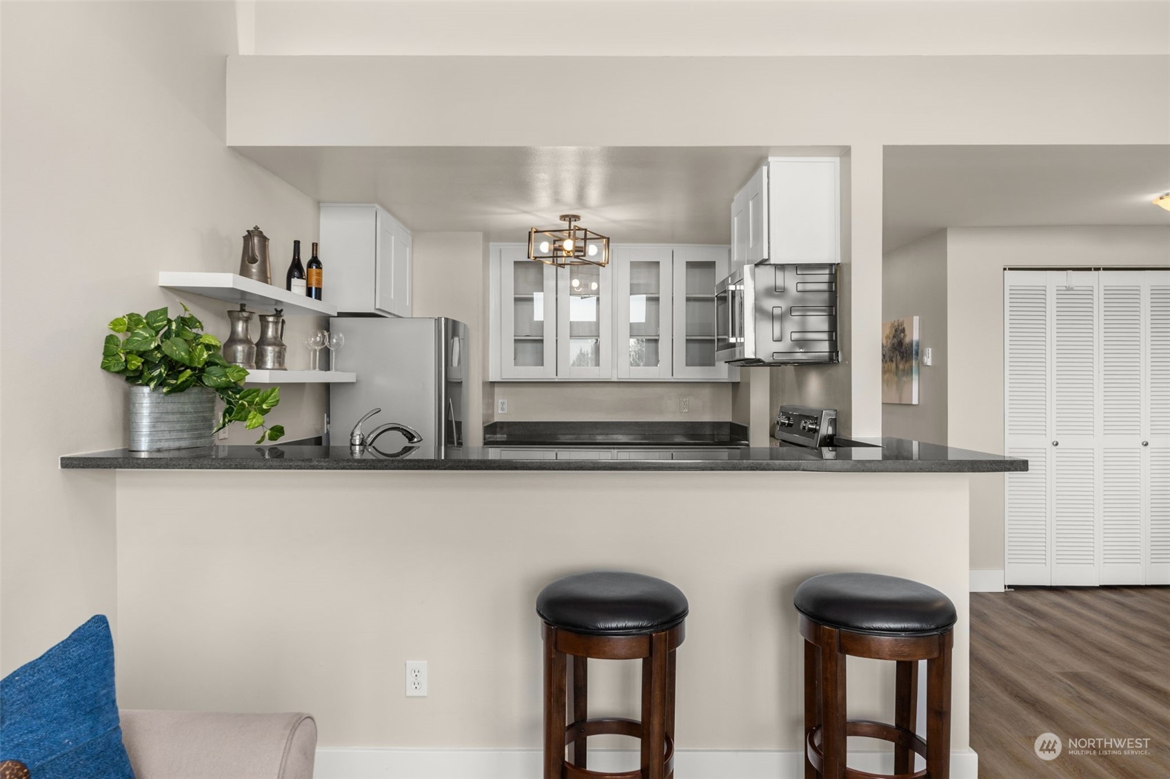 1717 5th Avenue N Unit: 402