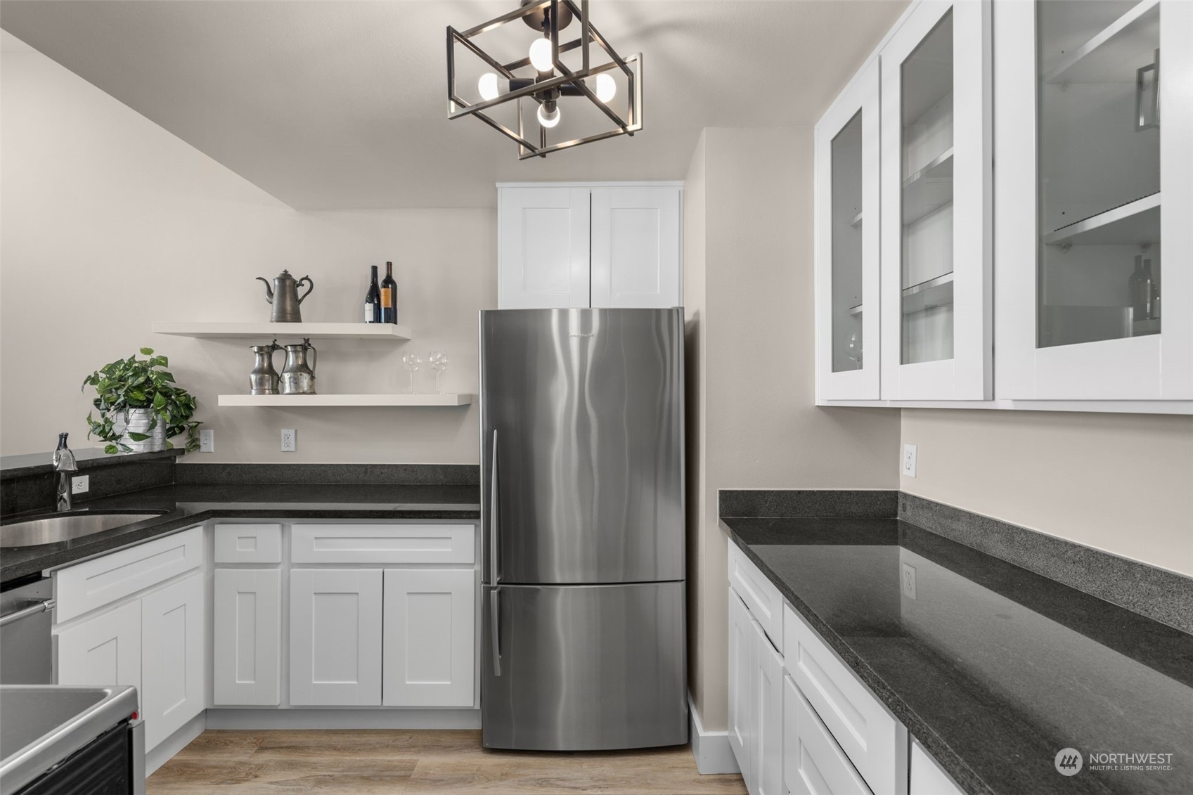 1717 5th Avenue N Unit: 402