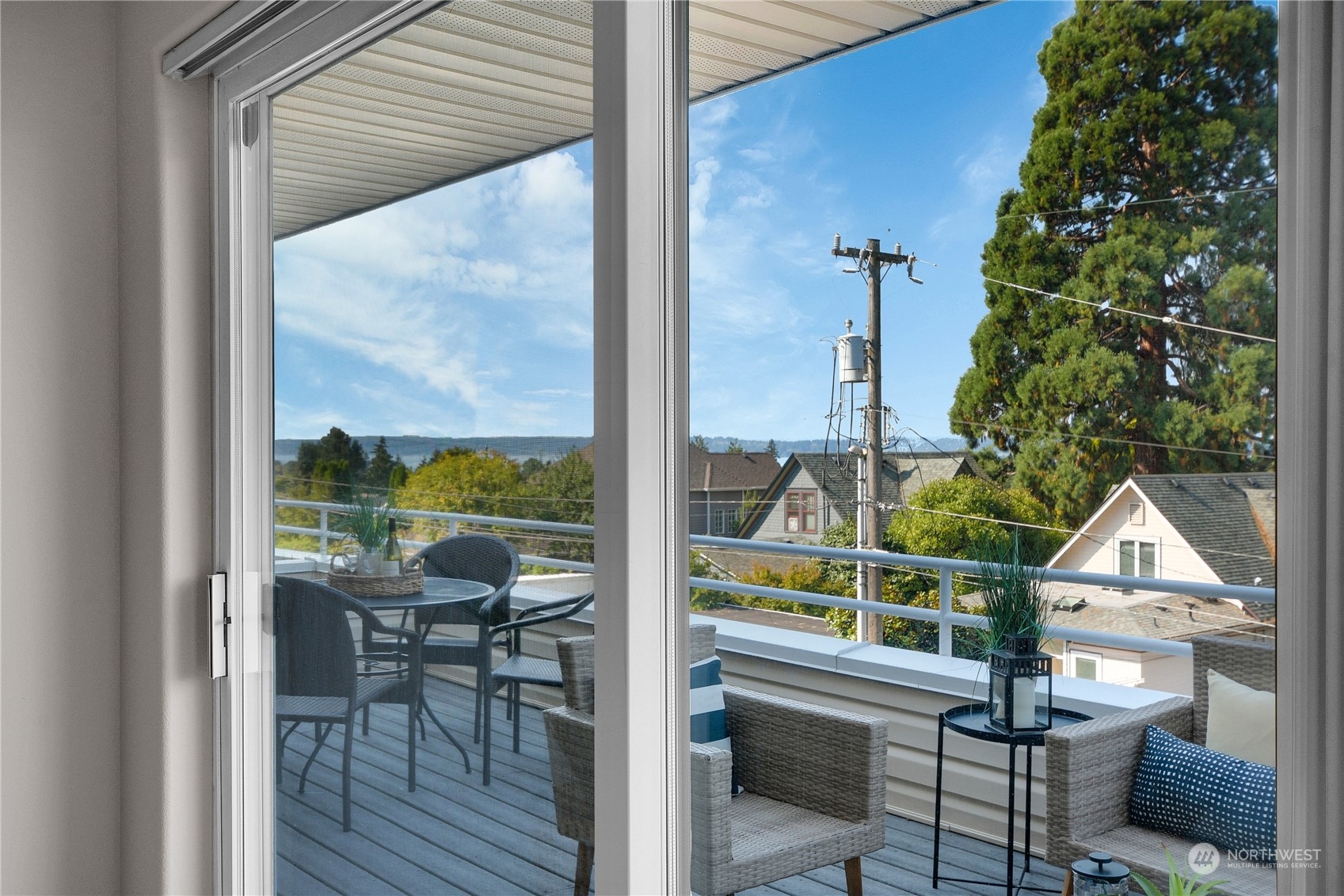 4527 45th Avenue SW Unit: 202N