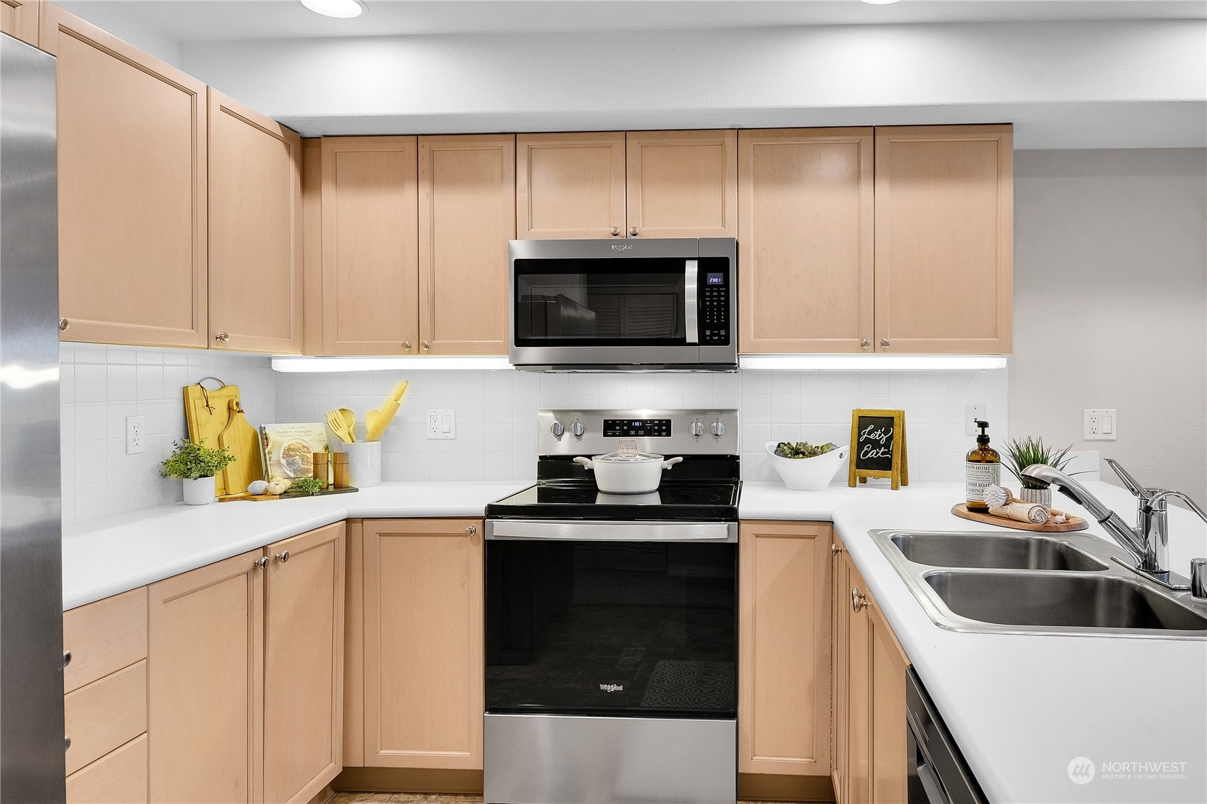 4527 45th Avenue SW Unit: 202N