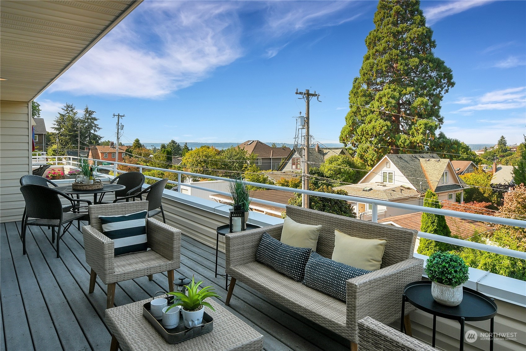 4527 45th Avenue SW Unit: 202N