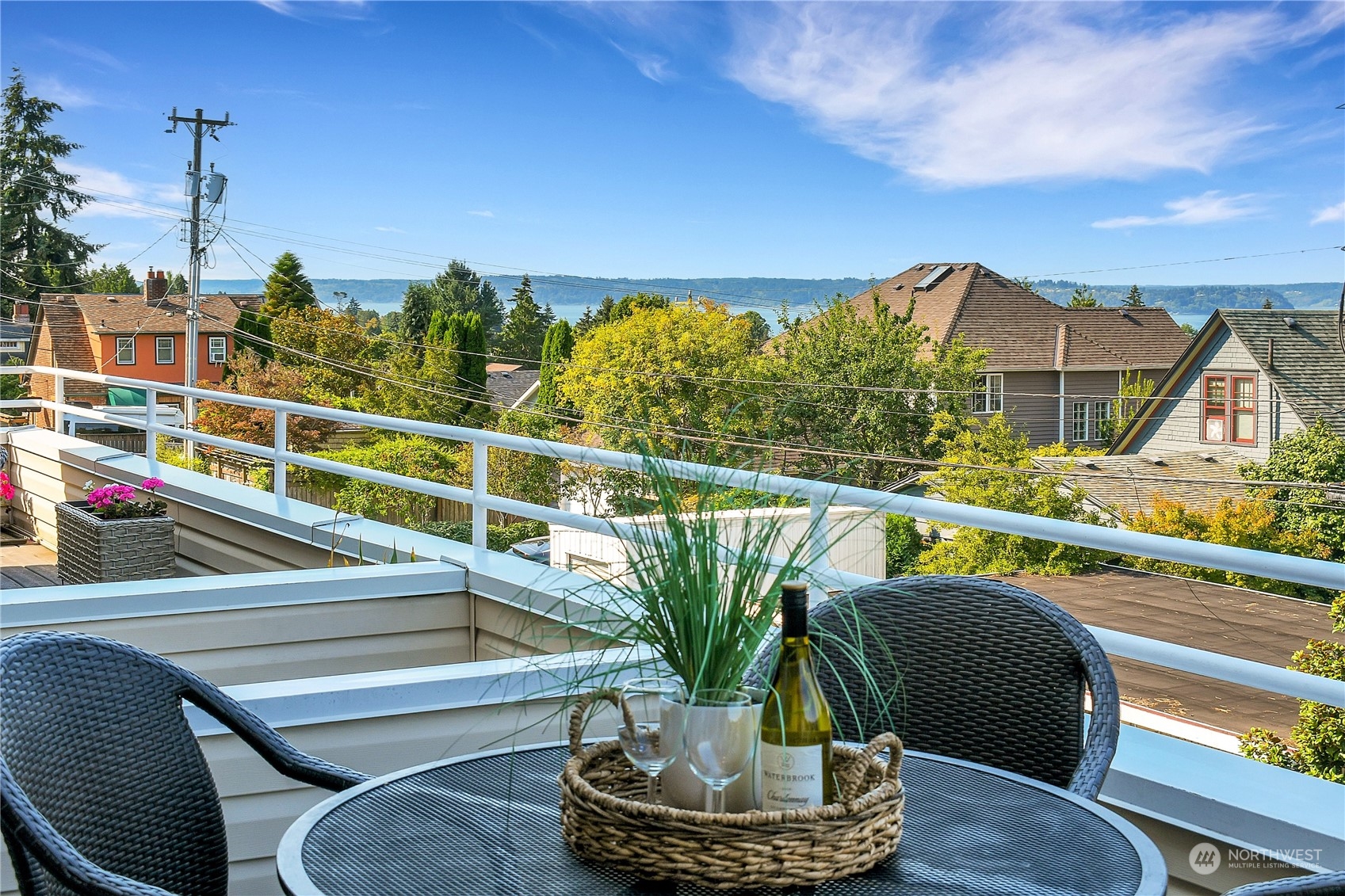 4527 45th Avenue SW Unit: 202N