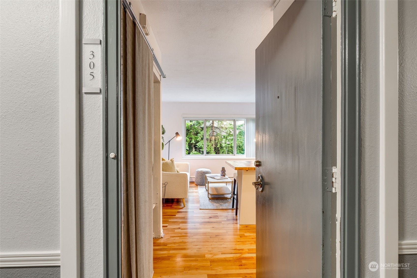 1400 Hubbell Place Unit: 305