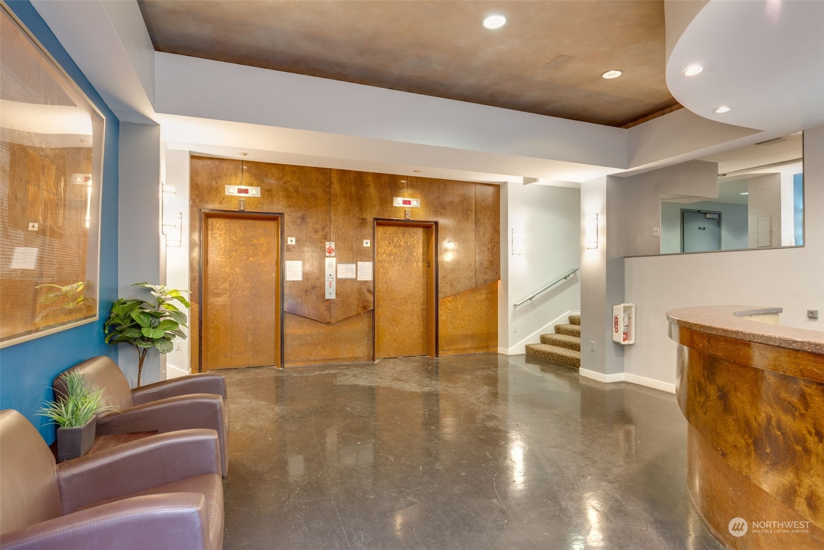 1400 Hubbell Place Unit: 305