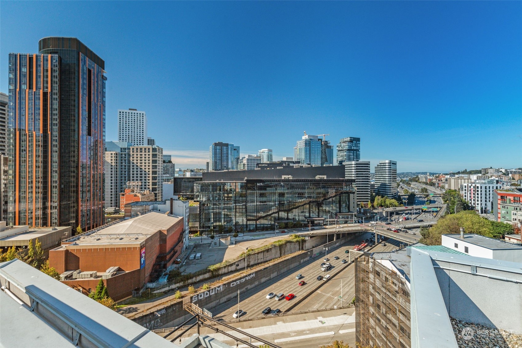 1400 Hubbell Place Unit: 305